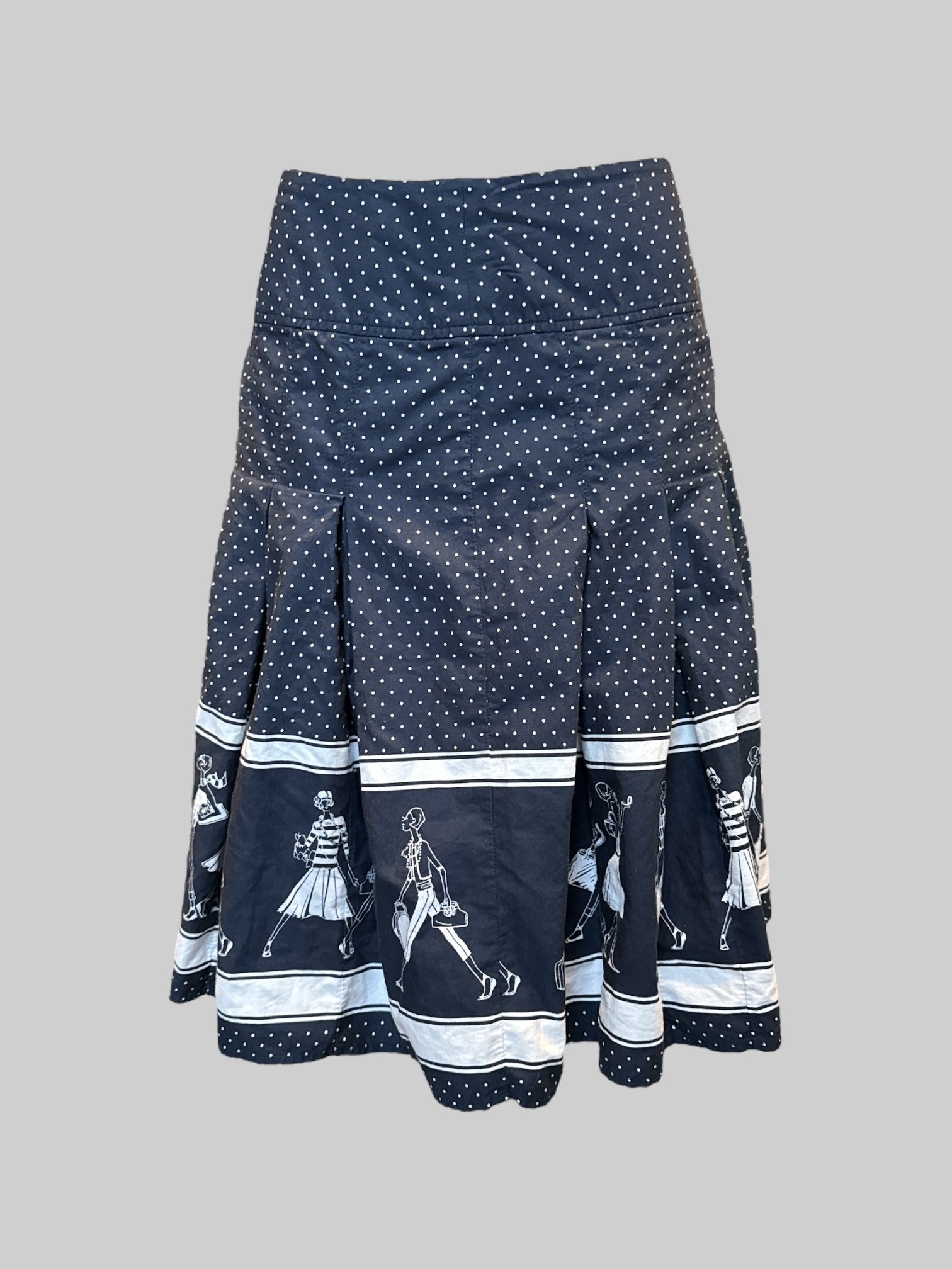 M Dark blue pleated polkadot skirt with cartoon design