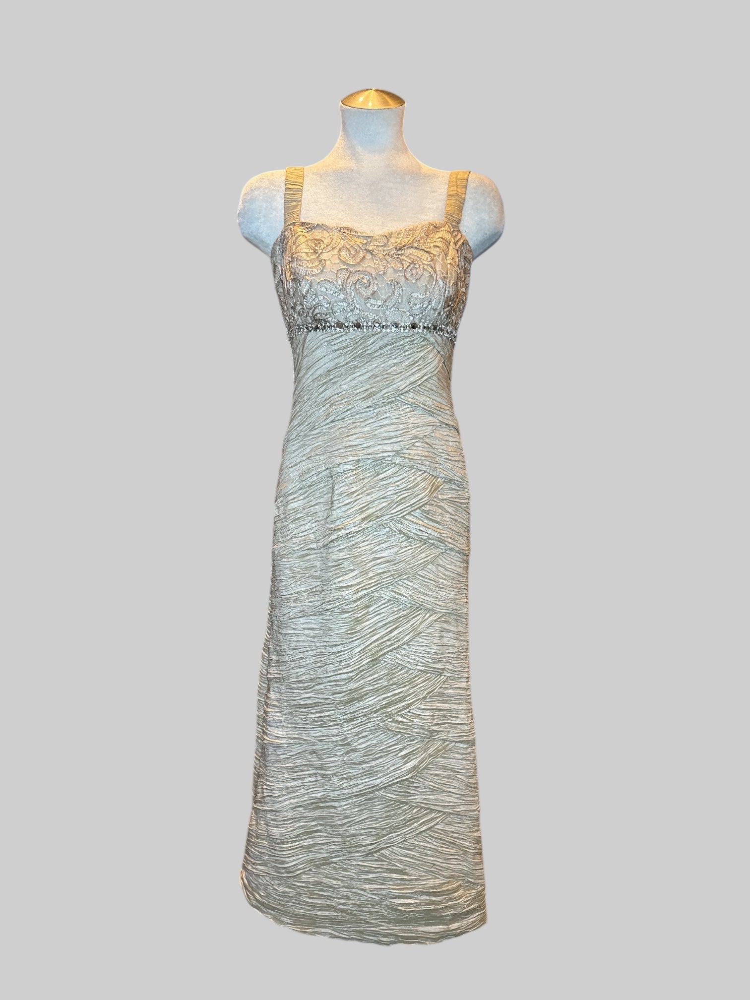 M Vintage beige 2-piece set with ruched gown with embroidered bodice and lace shrug