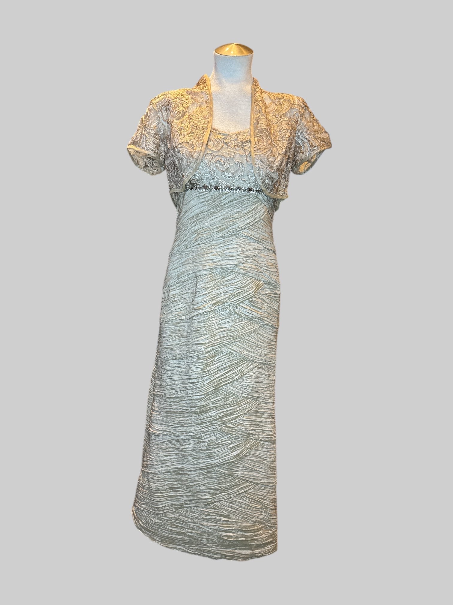 M Vintage beige 2-piece set with ruched gown with embroidered bodice and lace shrug