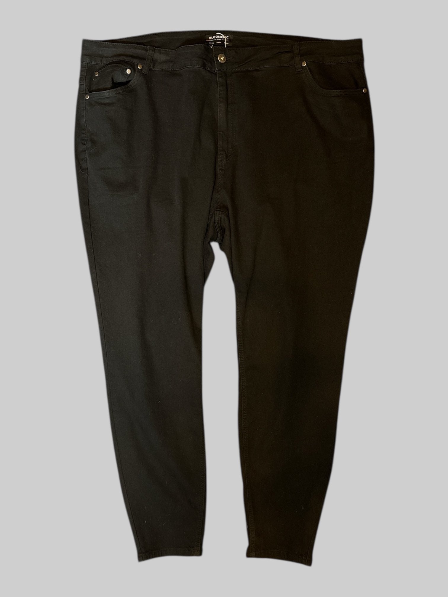3X NWT black stretchy pants with pockets