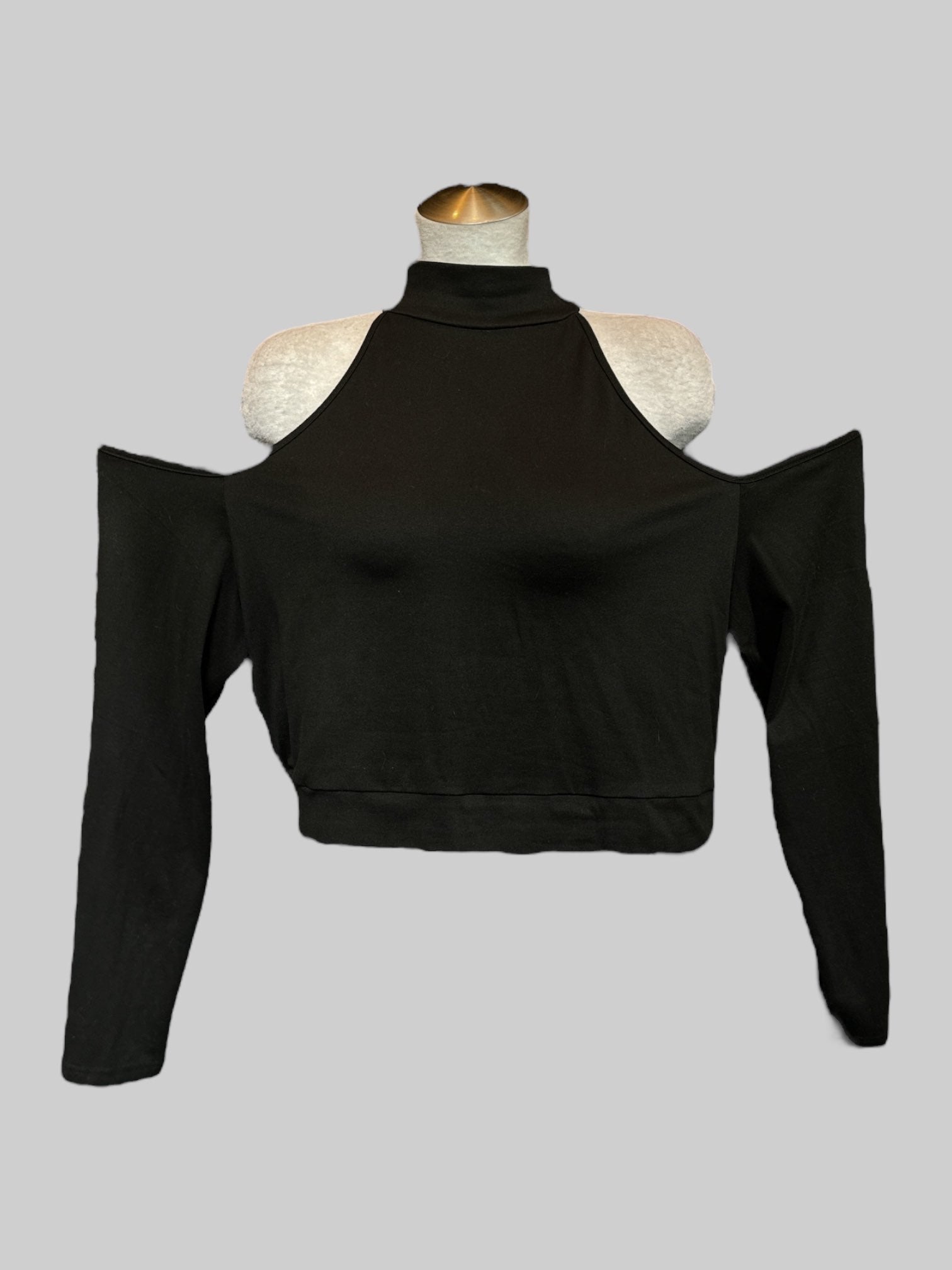 3X black mock neck off the shoulder top, has stretch