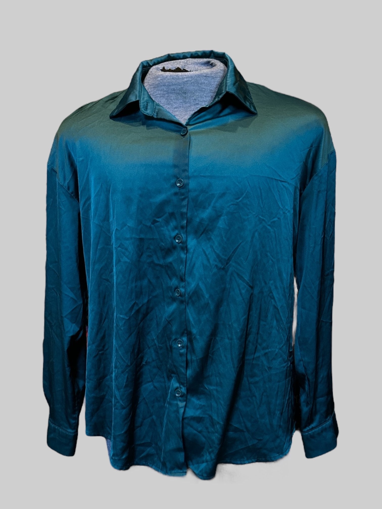 0X emerald green satin like button up