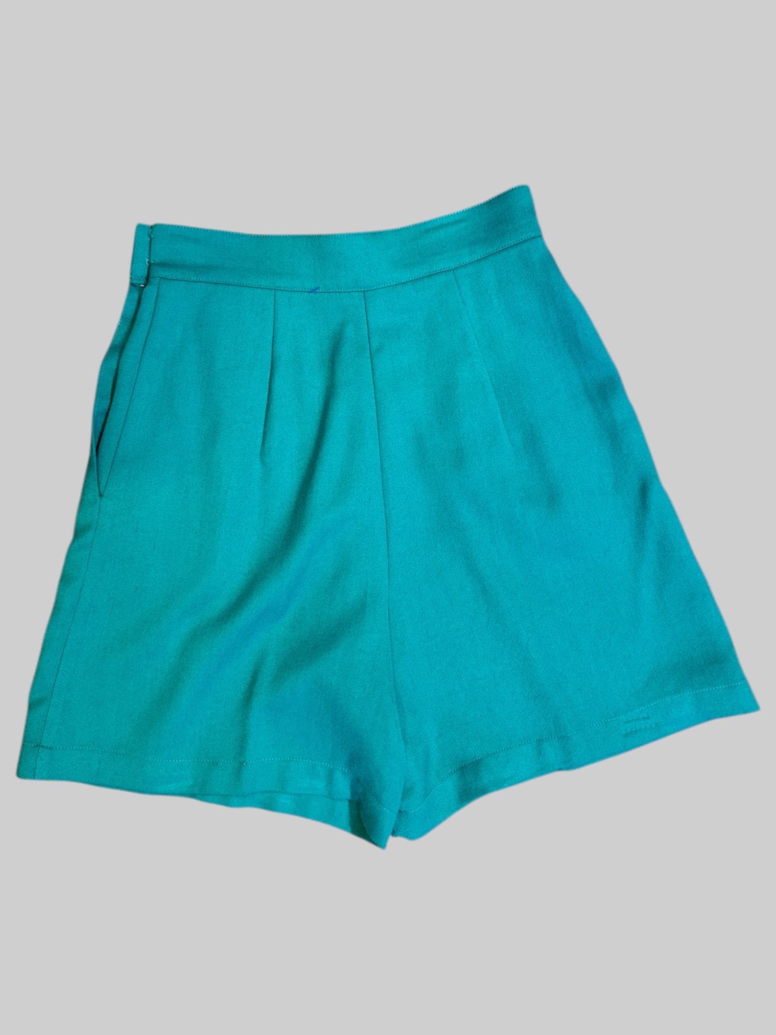 S Vintage 80s turquoise pleated shorts