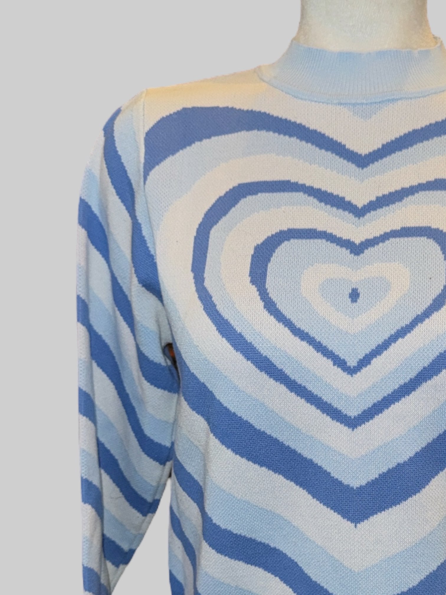 L Blue striped heart print pullover sweater