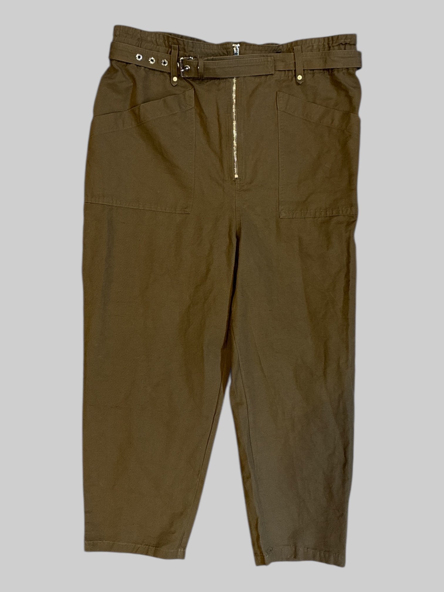0X NWT Green pants with zipper, belt, and pockets
