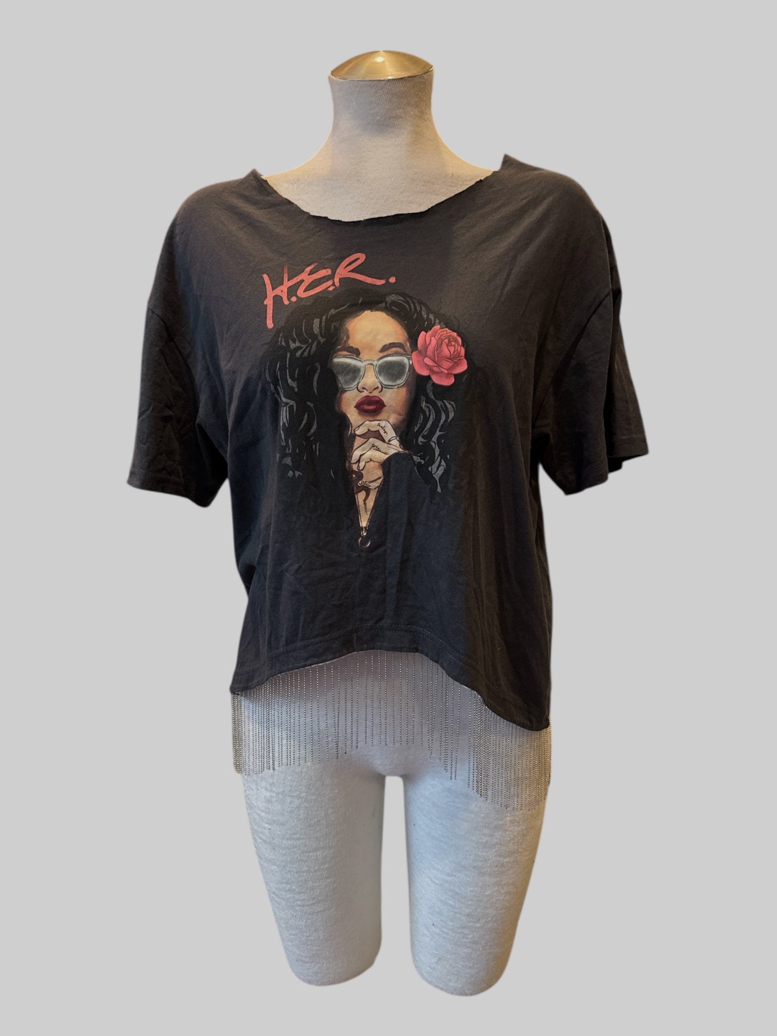XL Official HER merch gray cropped tee with metal fringe