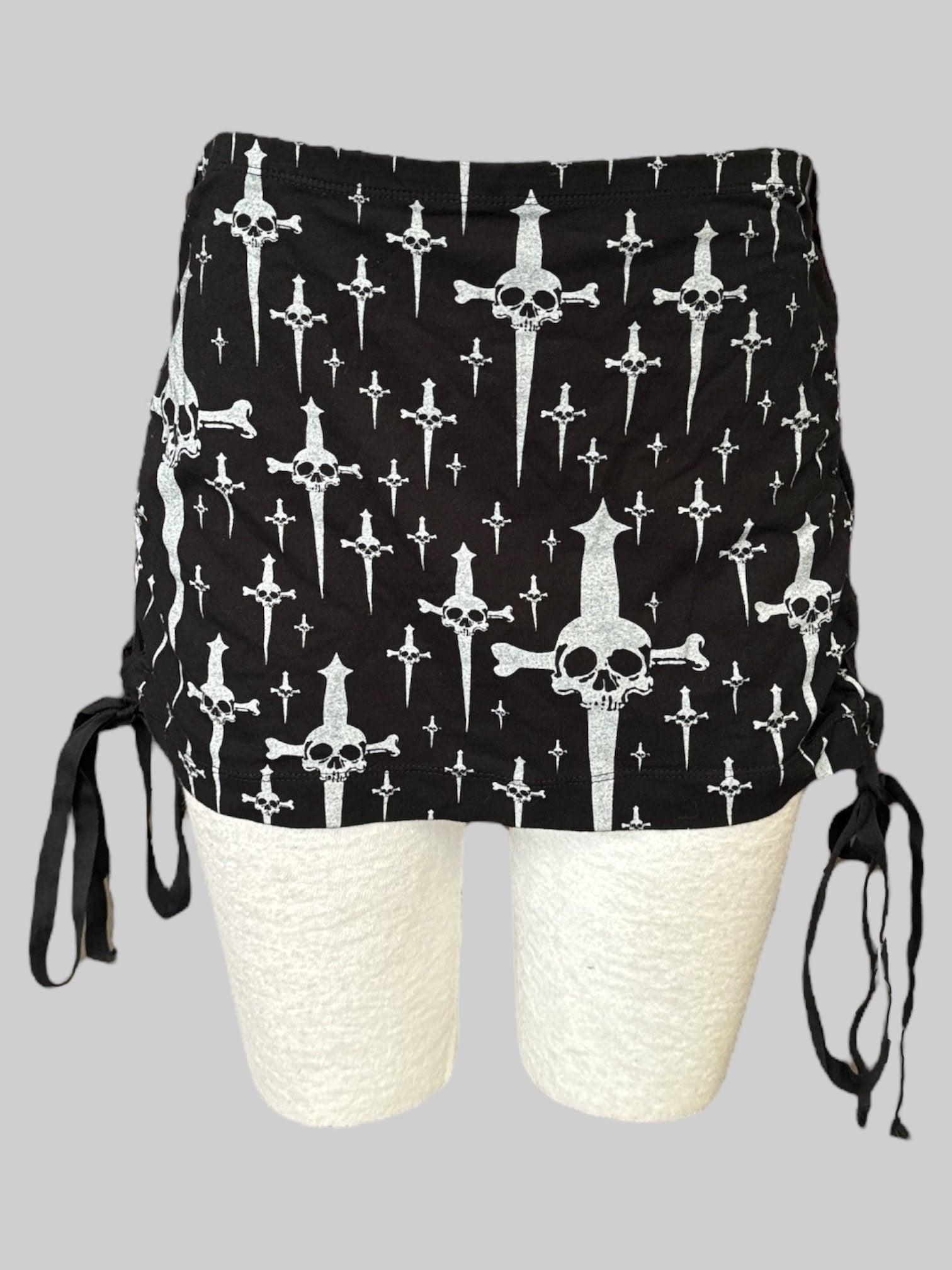 XL Rare vintage black stretchy short lip service skirt with lace up sides