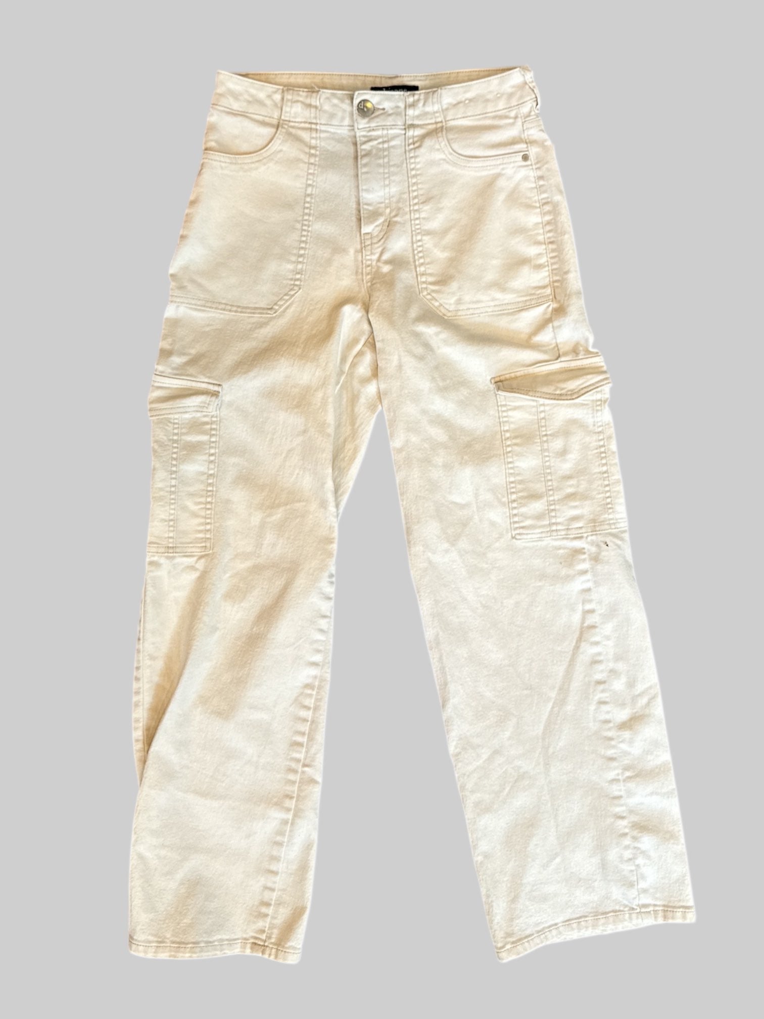 M Cream color pants with cargo pockets
