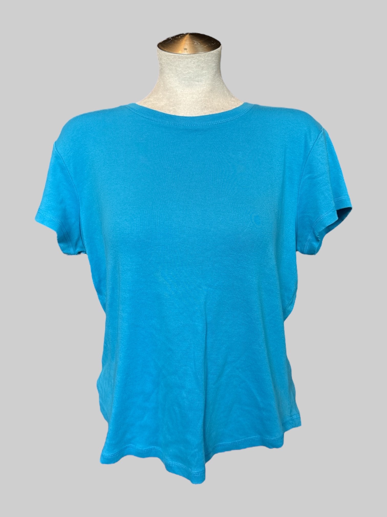 XL Vintage blue stretchy and soft T-shirt
