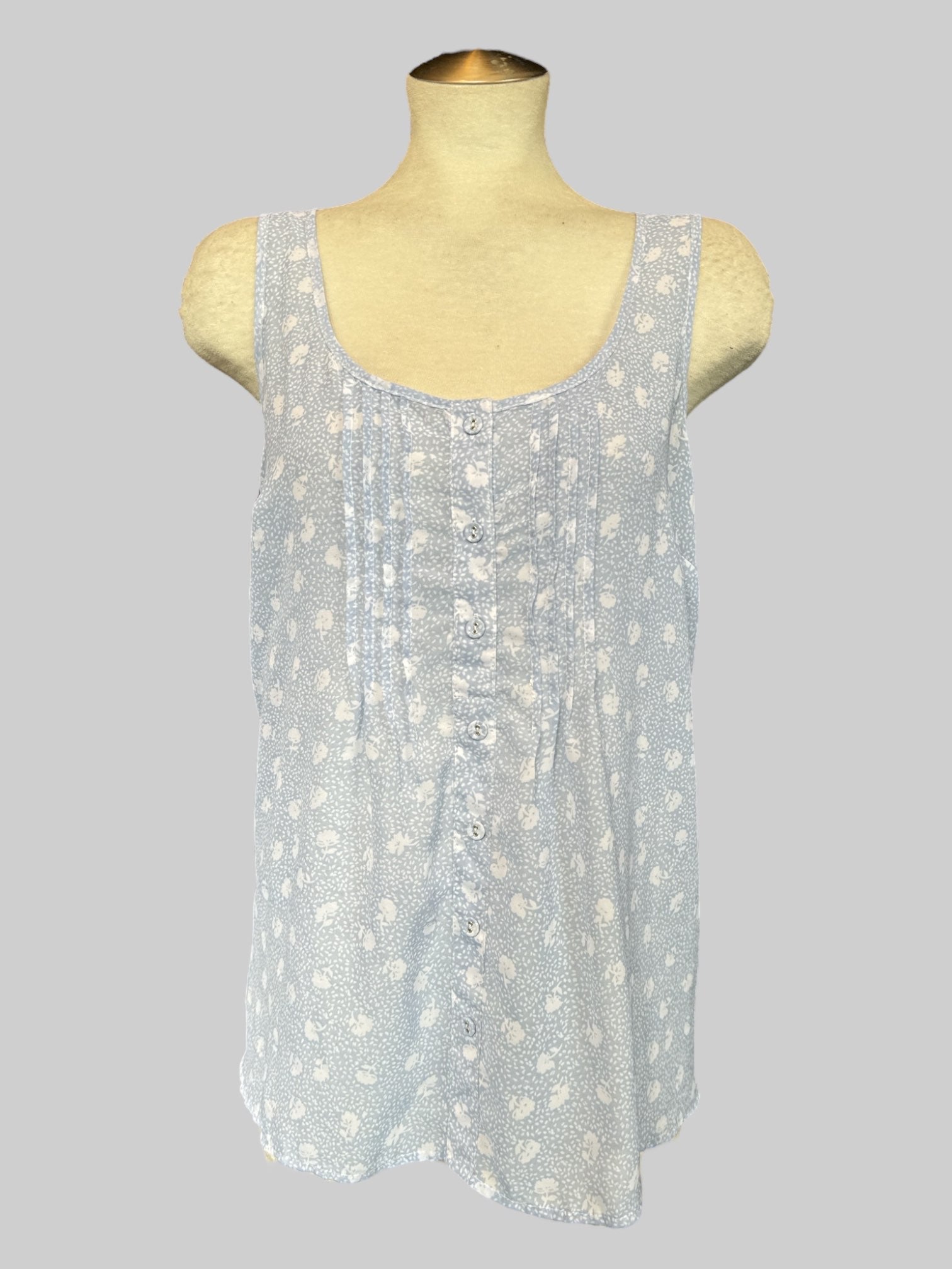 1X Flowy light blue sheer top with white florals and pleated chest