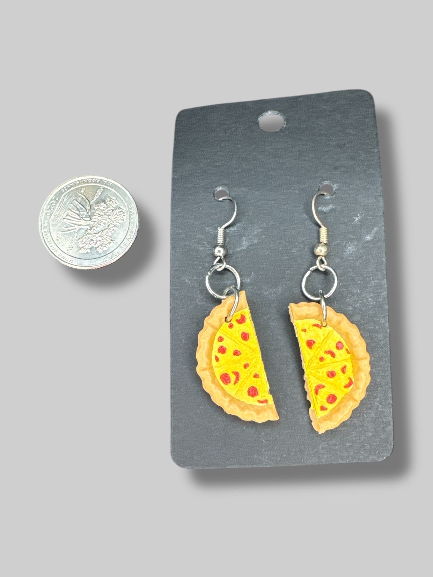 Pizza dangly earrings