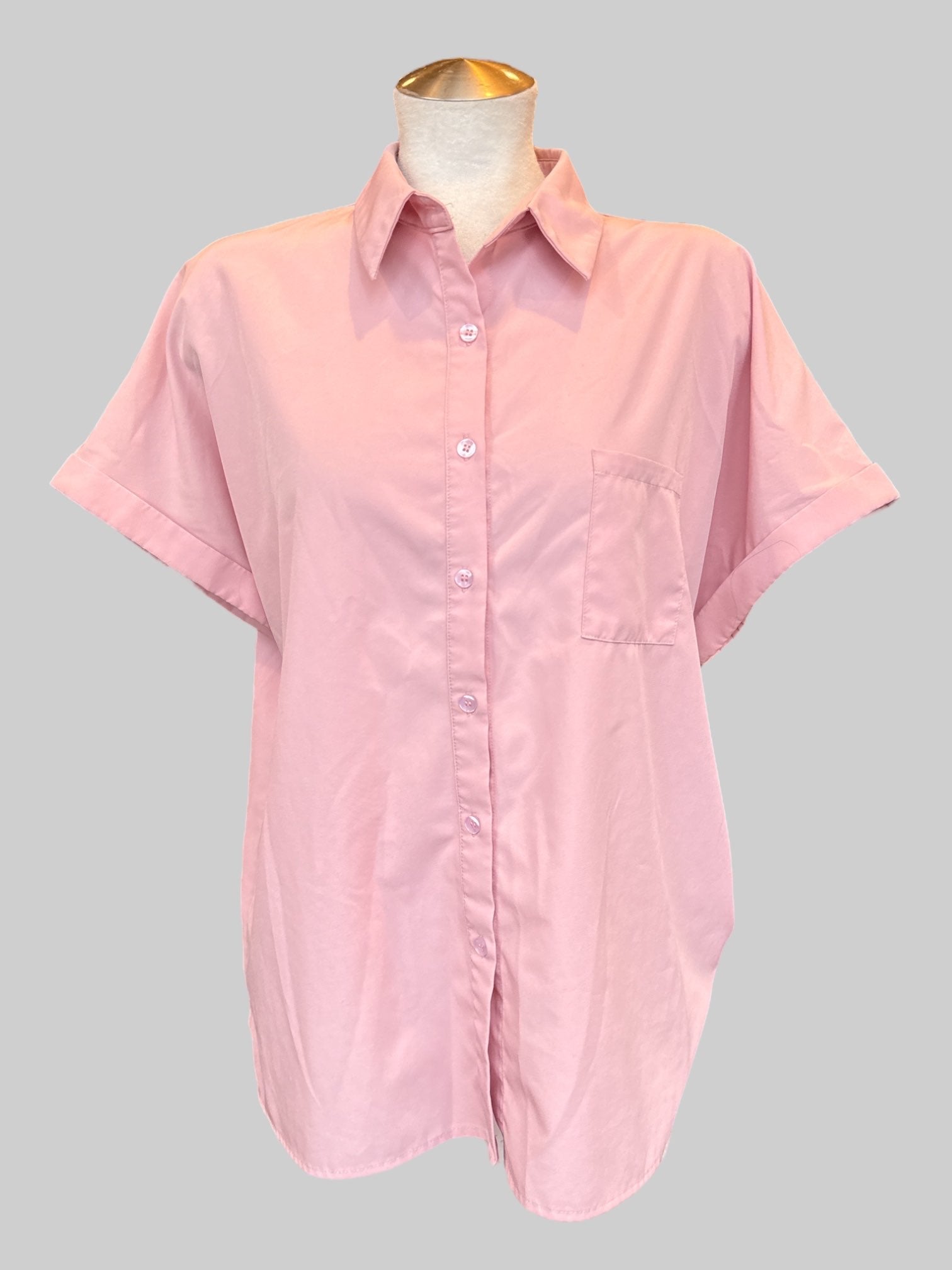 2X Light pink flowy button up with chest pocket