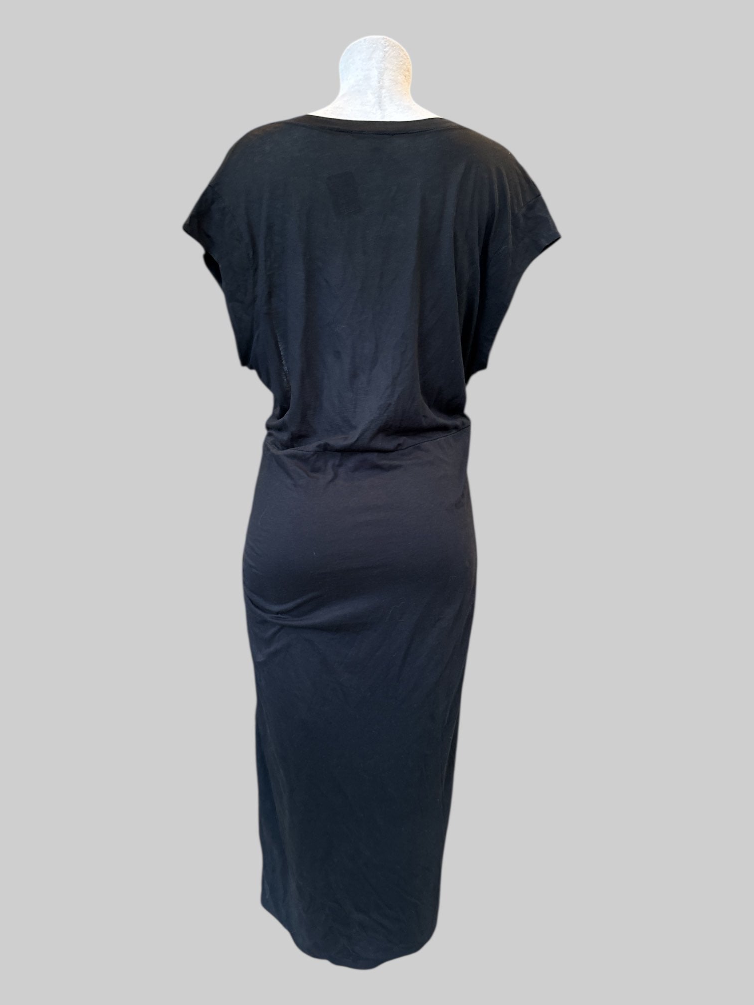 2X Black stretchy and flowy maxi dress