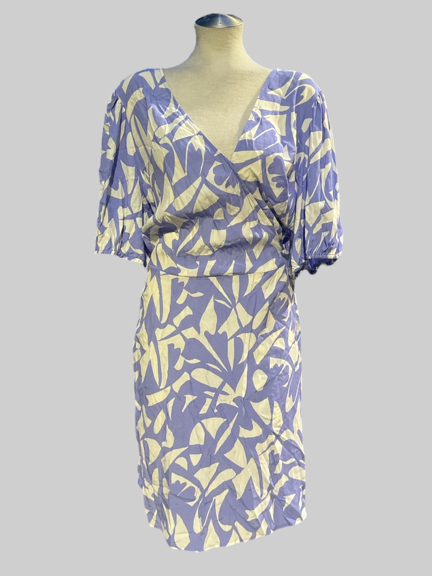 3X periwinkle blue and white pattern faux wrap dress with pockets