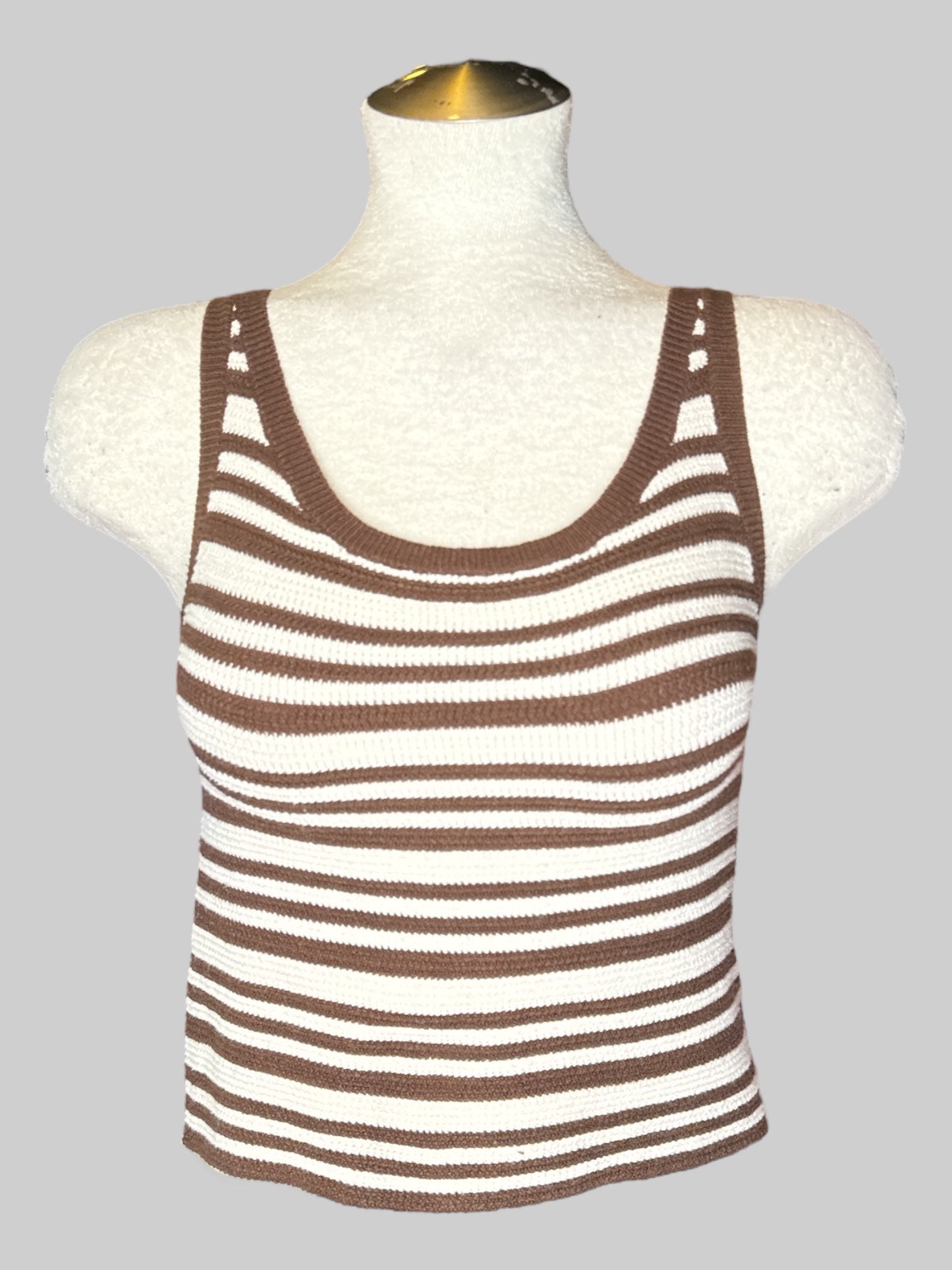 L Brown and white striped knit sleeveless stretchy crop top