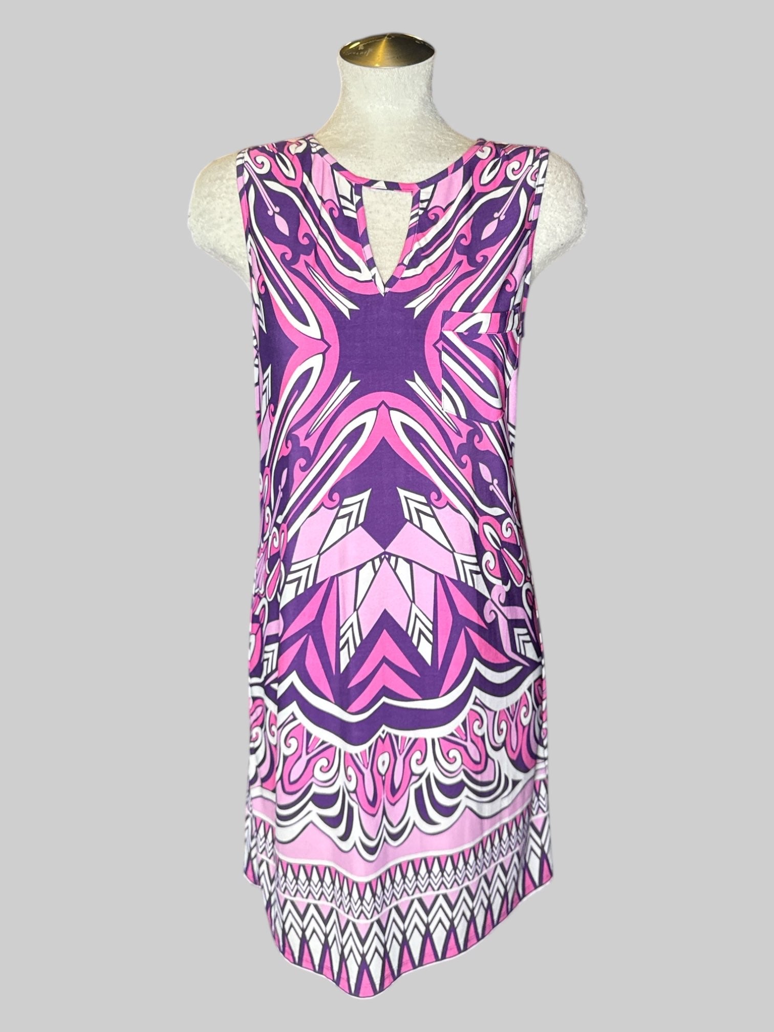 L Vintage stretchy purple, pink, and white geometric pattern dress