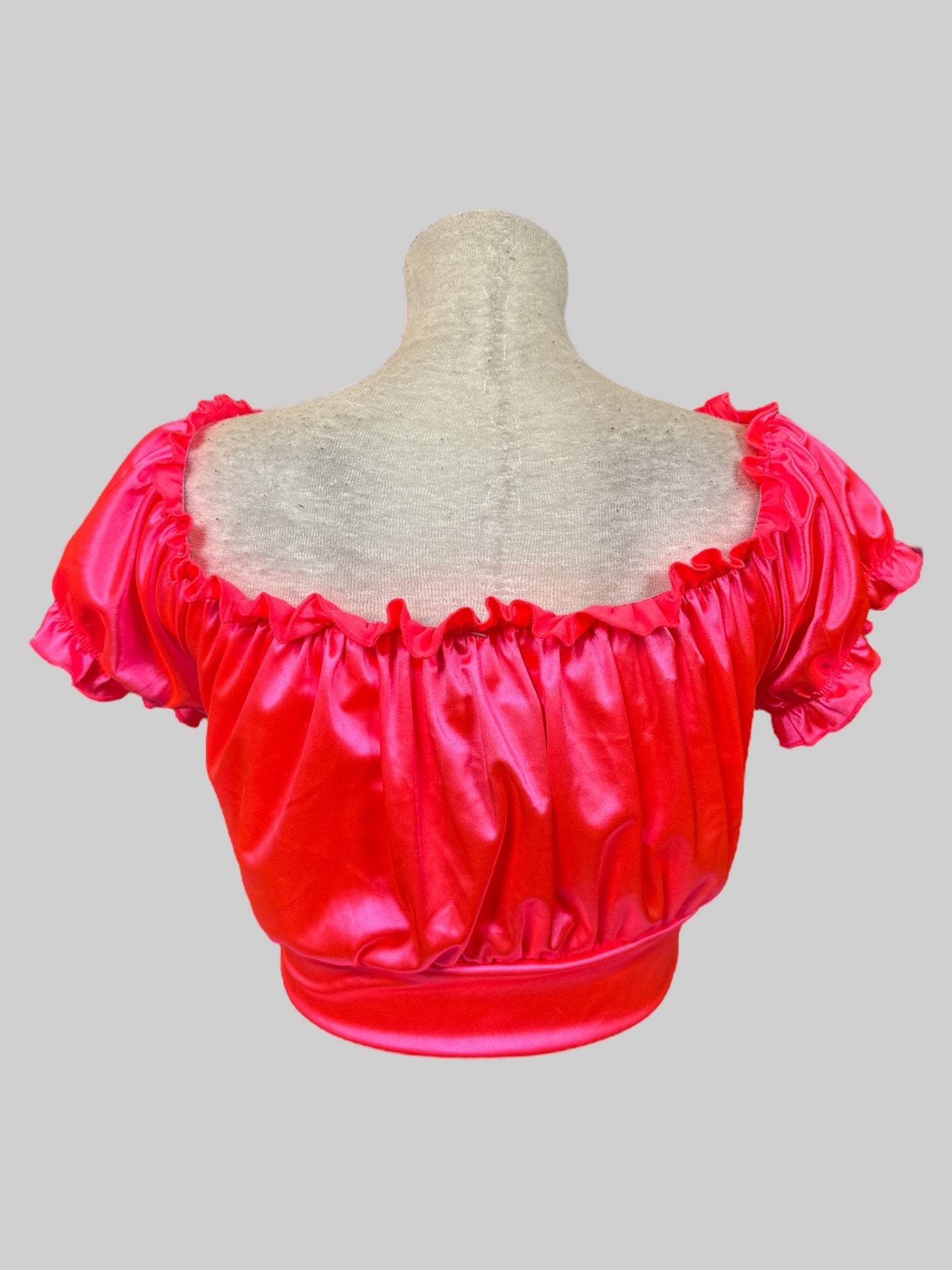 2X Shiny neon pink 2 piece set with crop top and shorts