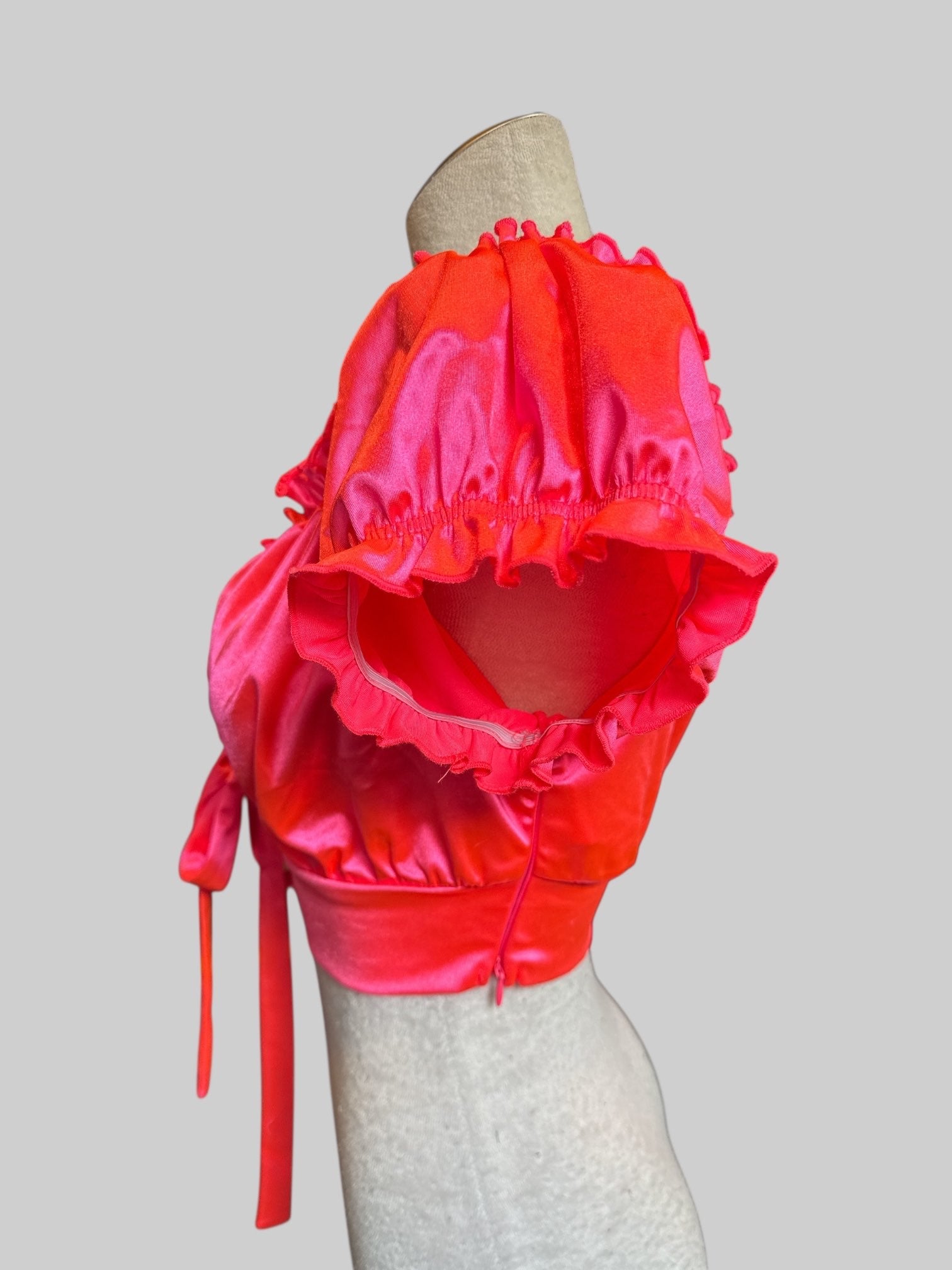 2X Shiny neon pink 2 piece set with crop top and shorts