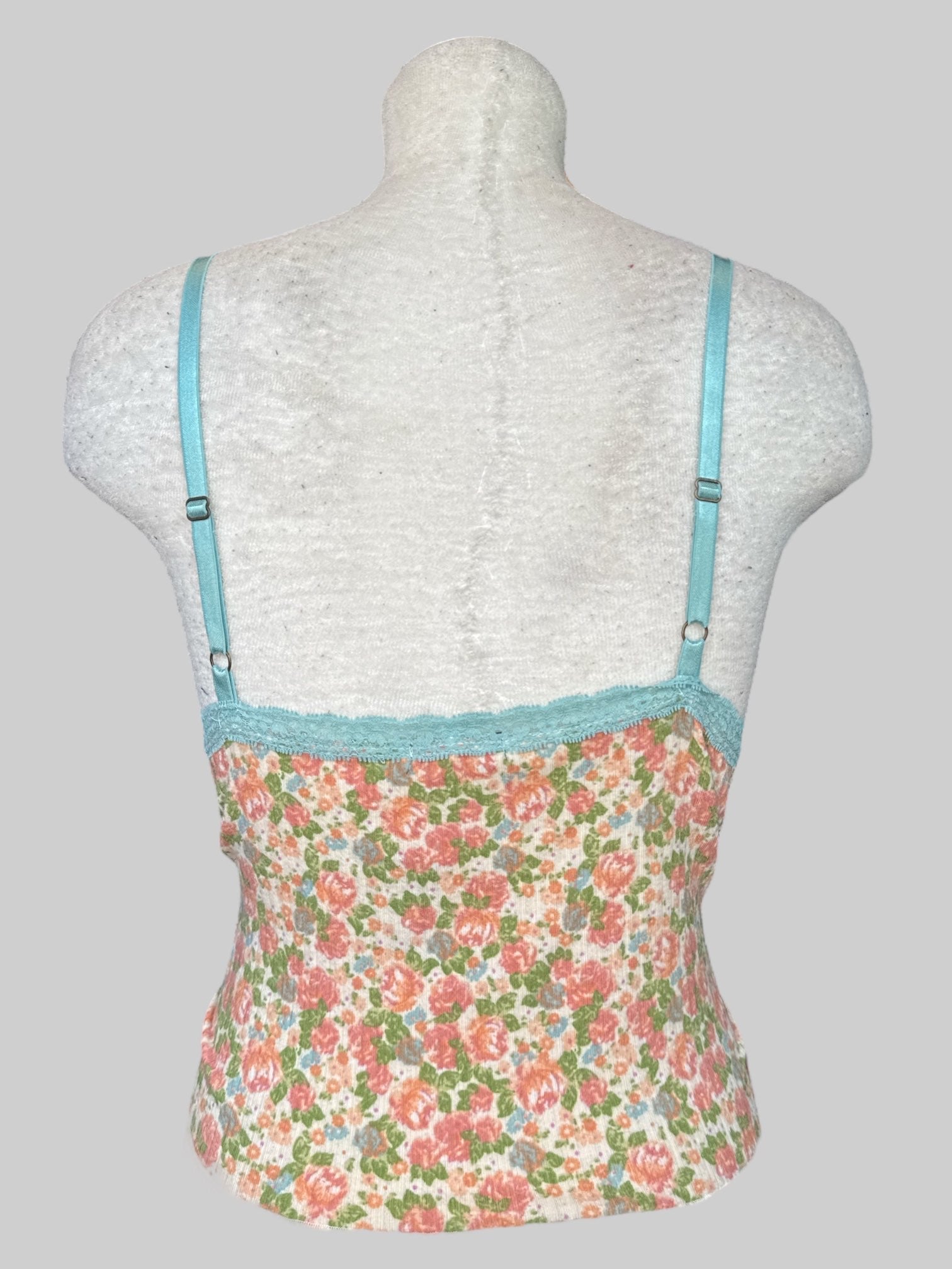 0X Cream top with multicolored florals, and blue lace trim