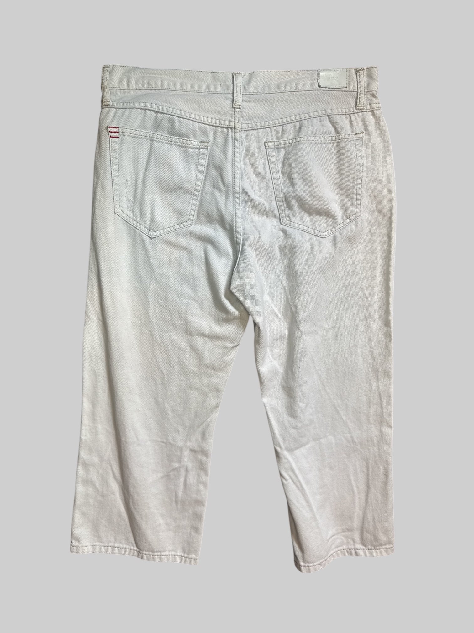L Off white jeans with light distressing