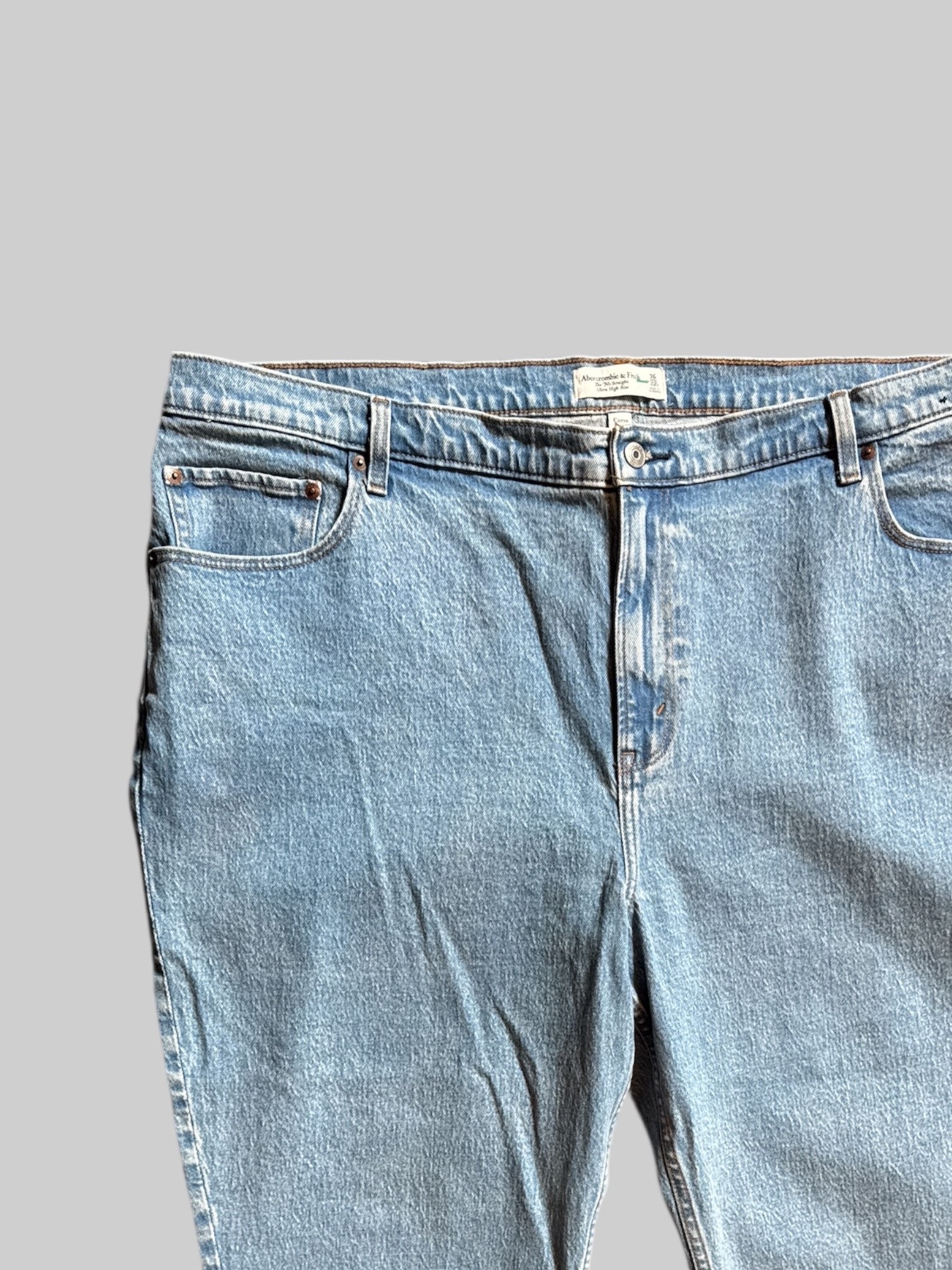 4X Light wash denim straight leg ultra high-rise pants