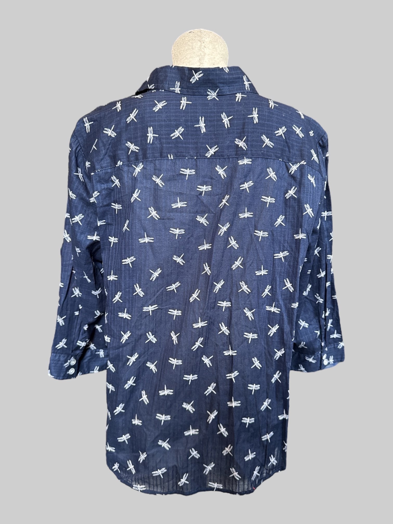 XL Blue button up with white dragonfly pattern and 3/4th sleeves