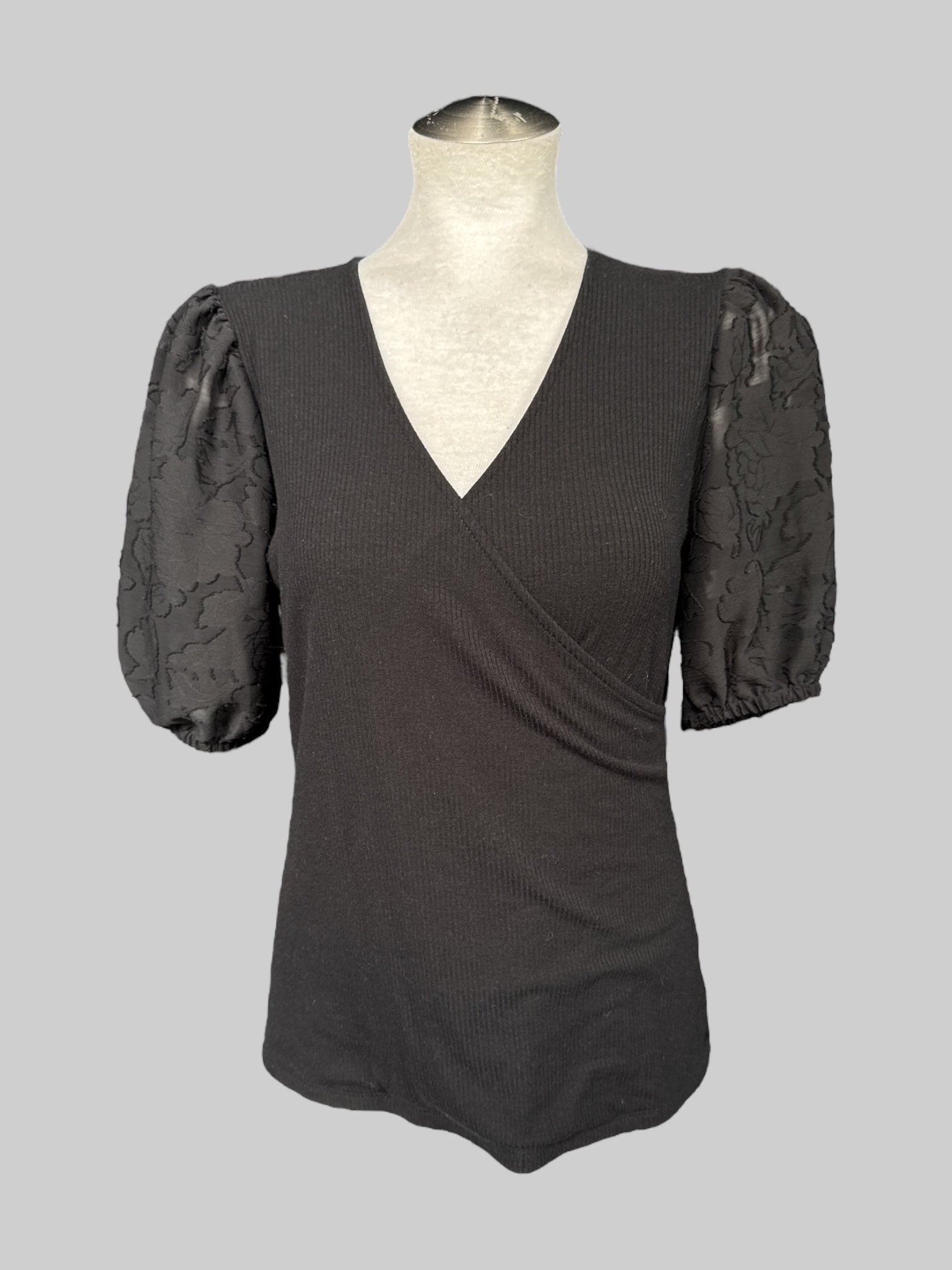 XL Black stretchy soft ribbed knit top with sheer textured sleeves