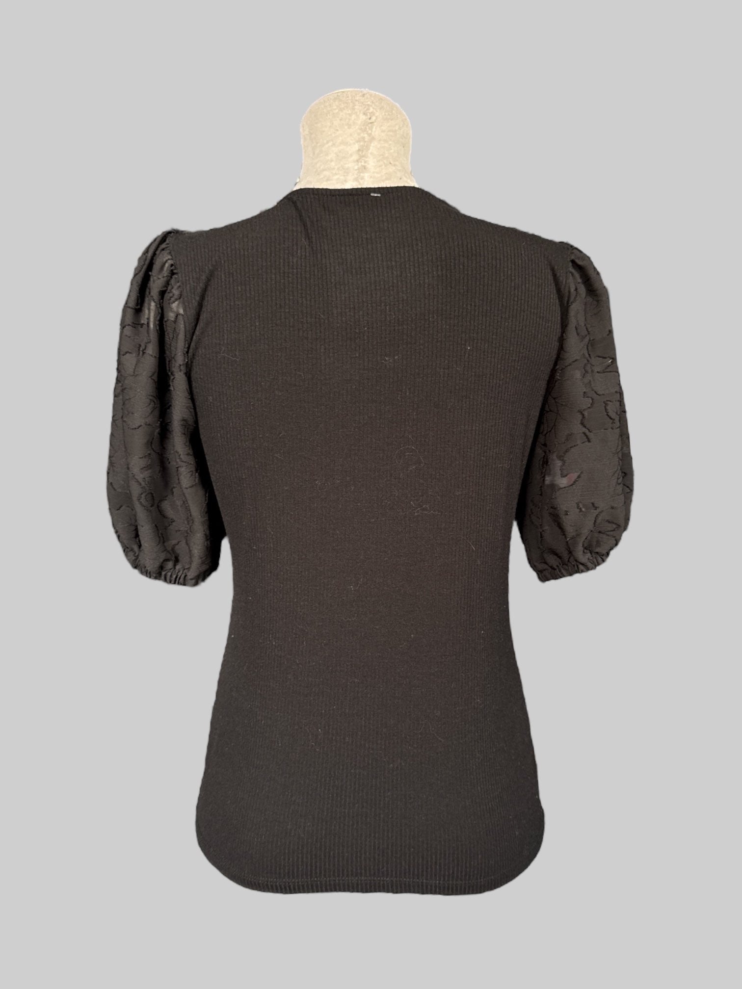XL Black stretchy soft ribbed knit top with sheer textured sleeves