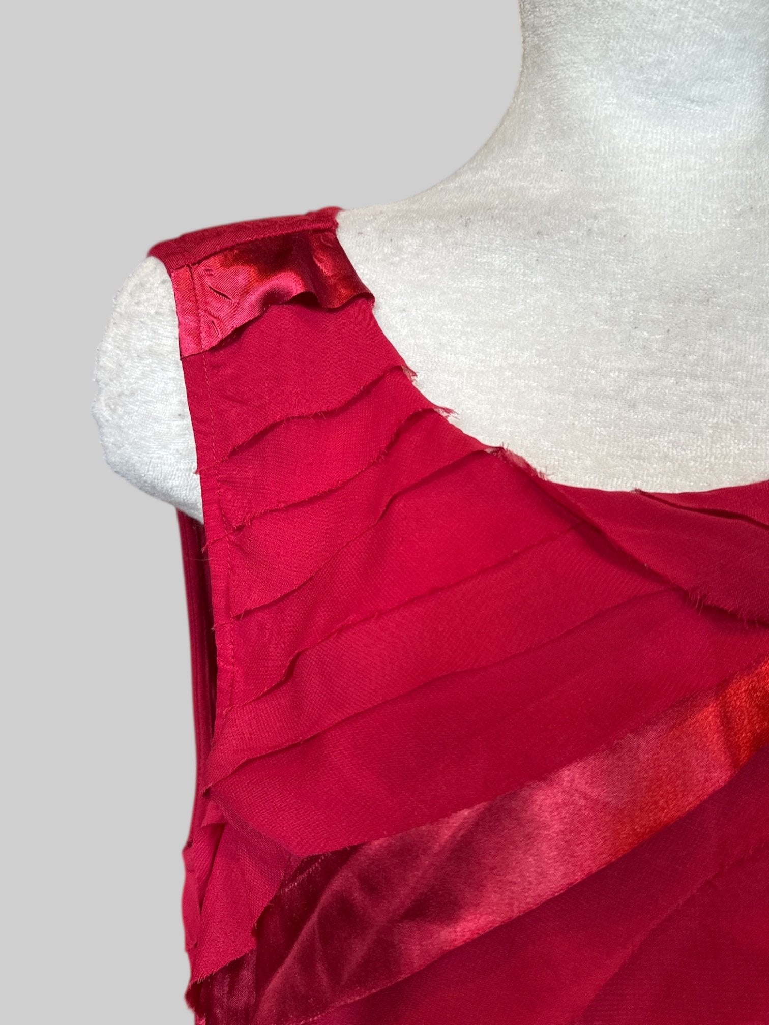 1X flowy ruffle layered red sleeves top