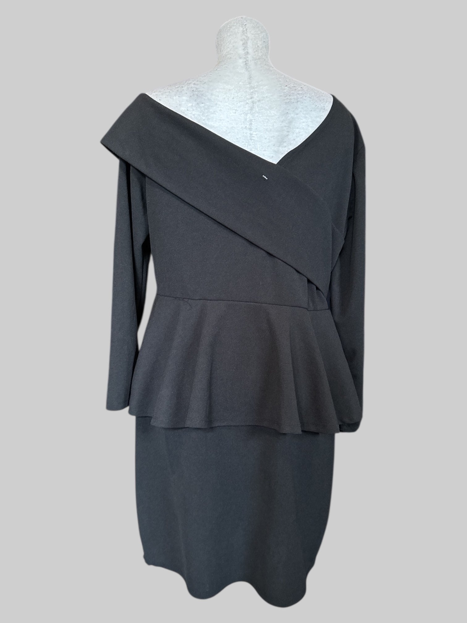 0X black dress with ruffle layer and slightly off the shoulder sleeve