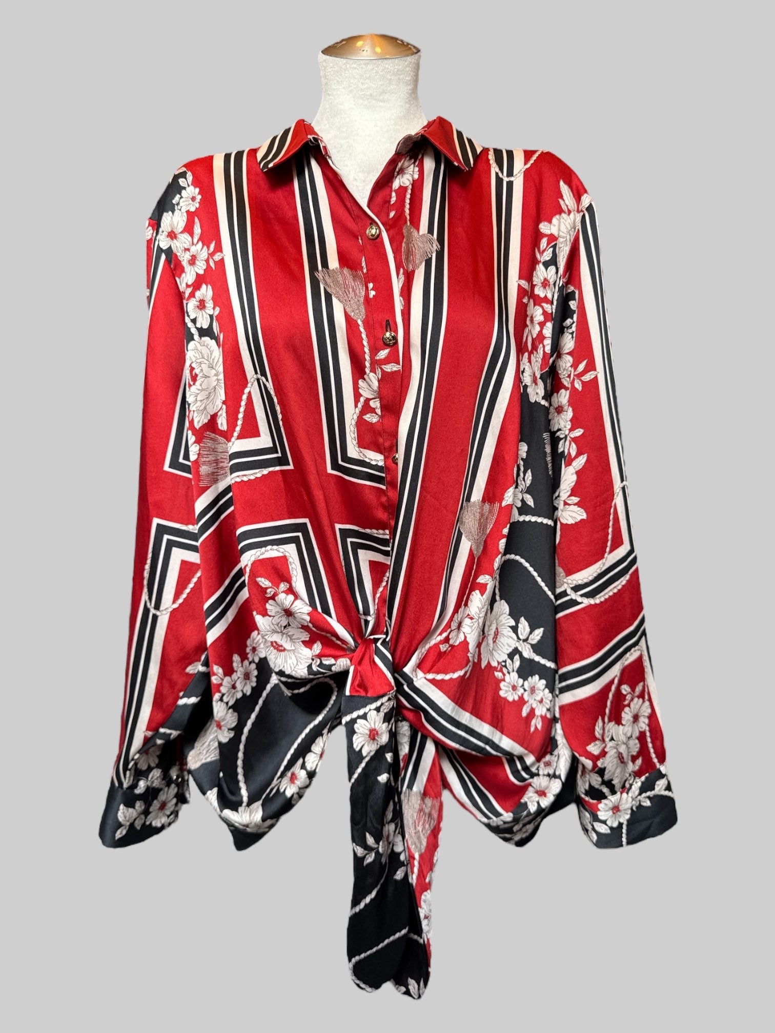 4X flowy red black and white button up top with tie in front