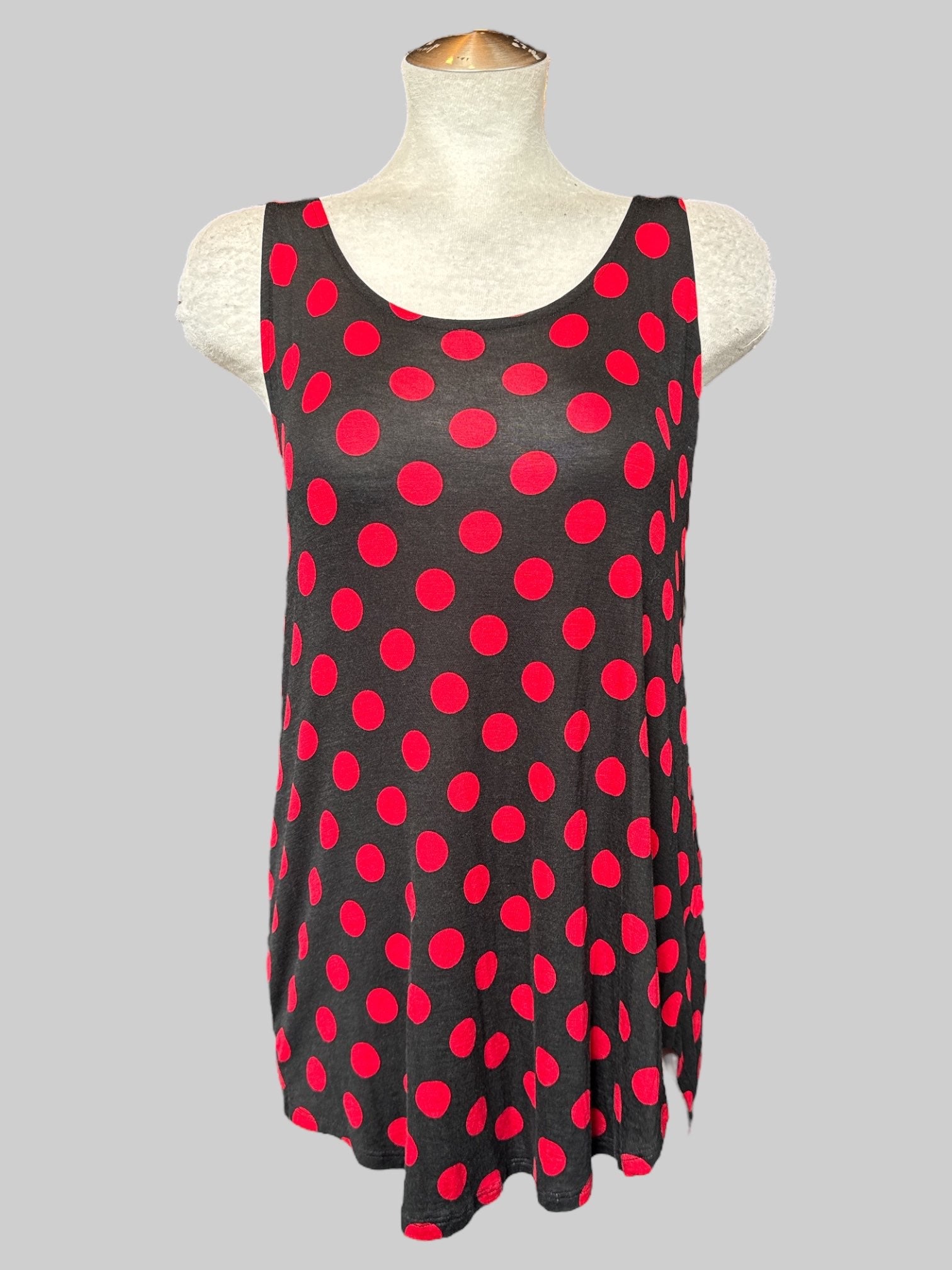 2X flowy black and red polka dot sleeveless top