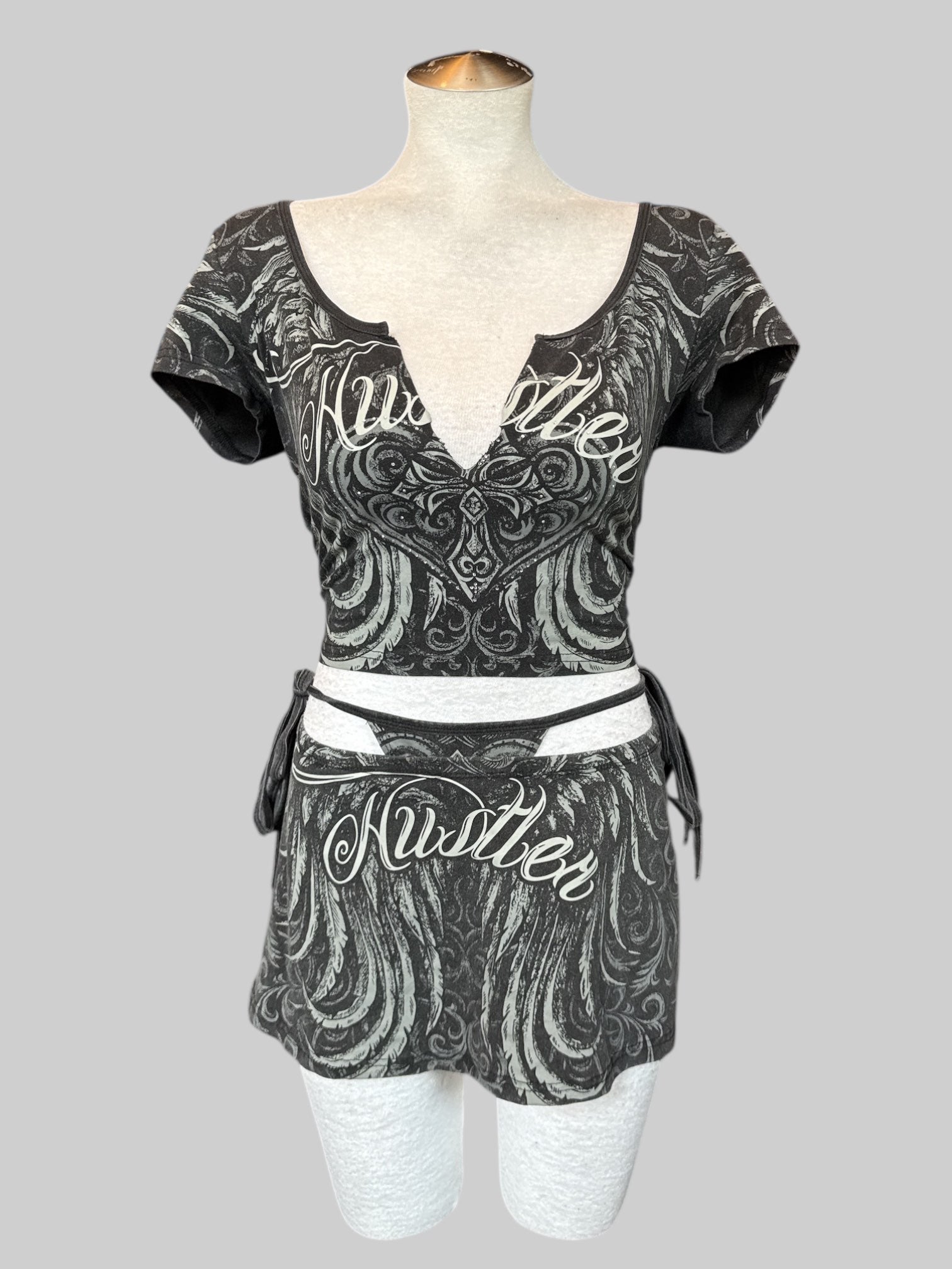 0X black and gray 2 piece “Hustler” set with rhinestones and faux whale tail