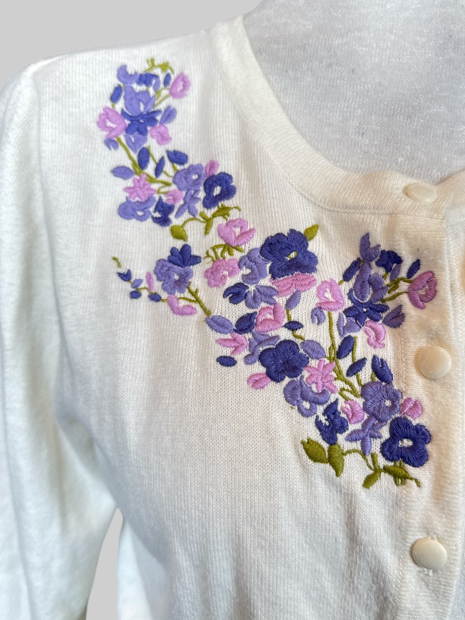 M cream cardigan with pink and purple floral embroidery and 3/4 sleeves