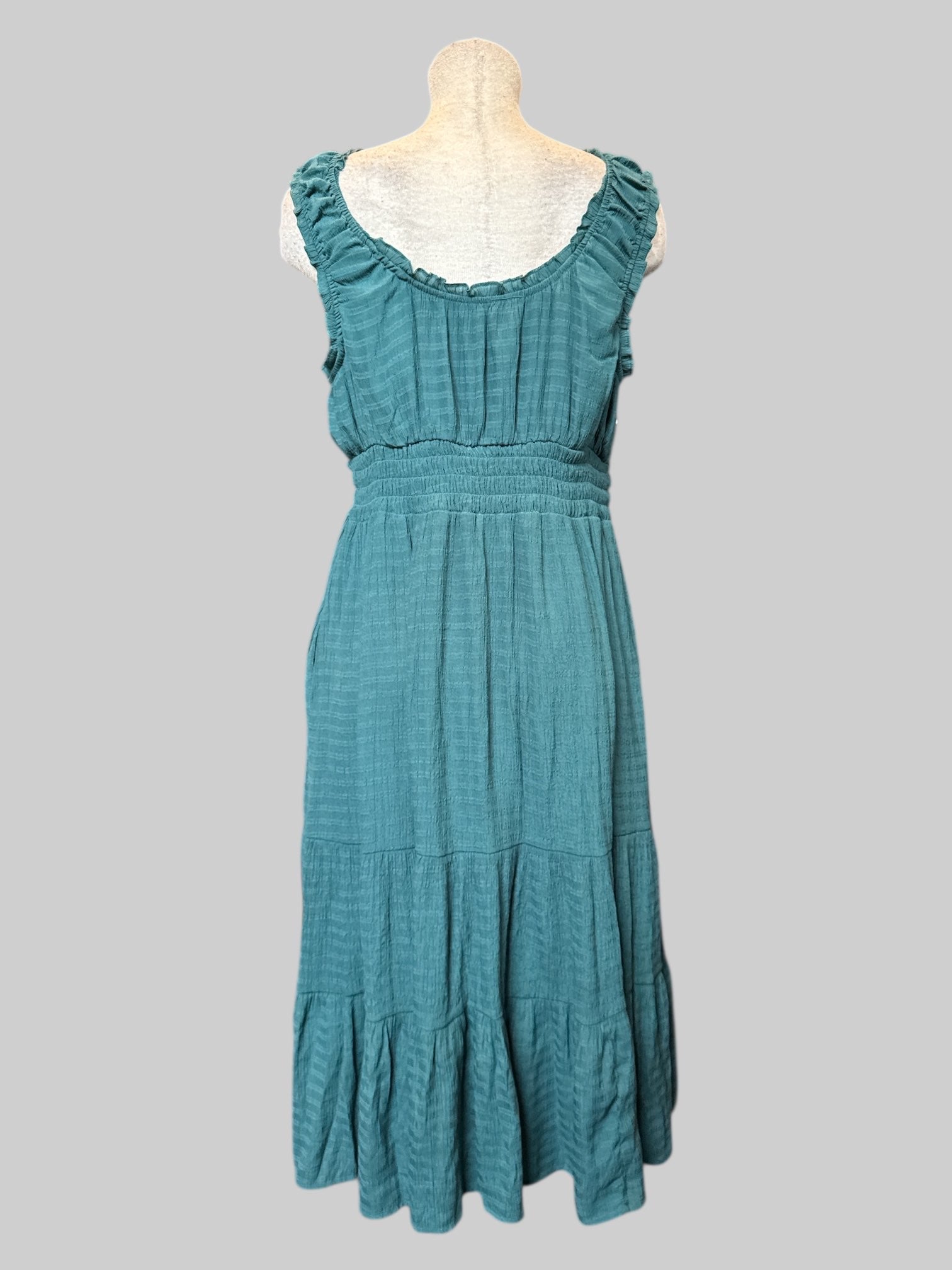 2X flowy teal tiered maxi dress with shirred waist