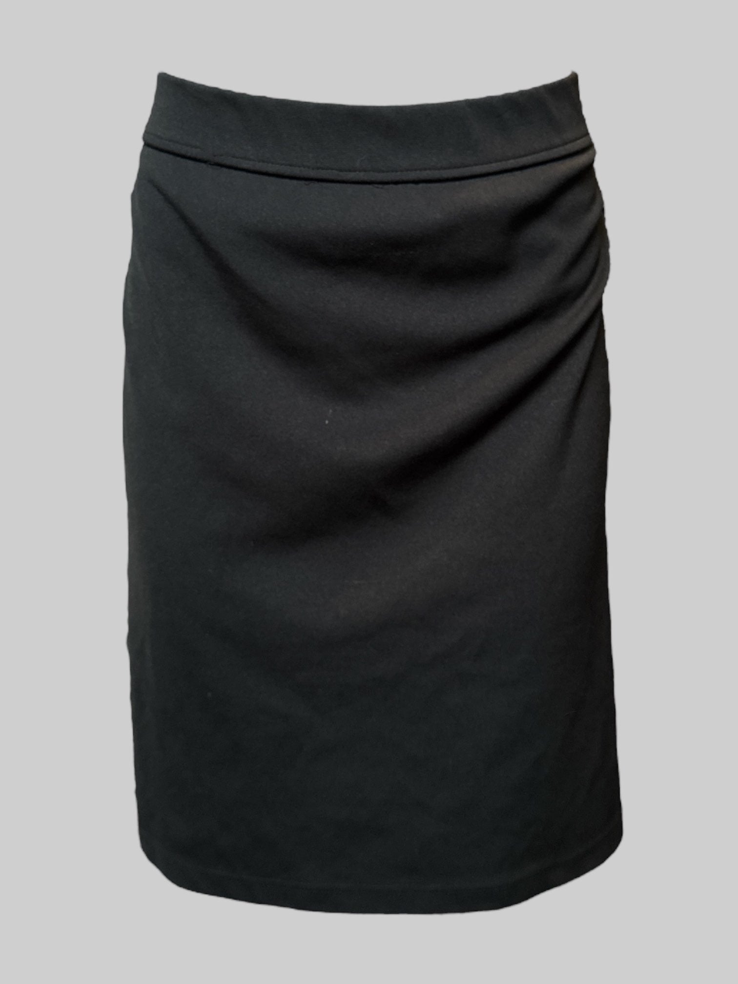 2X Black below the knee skirt