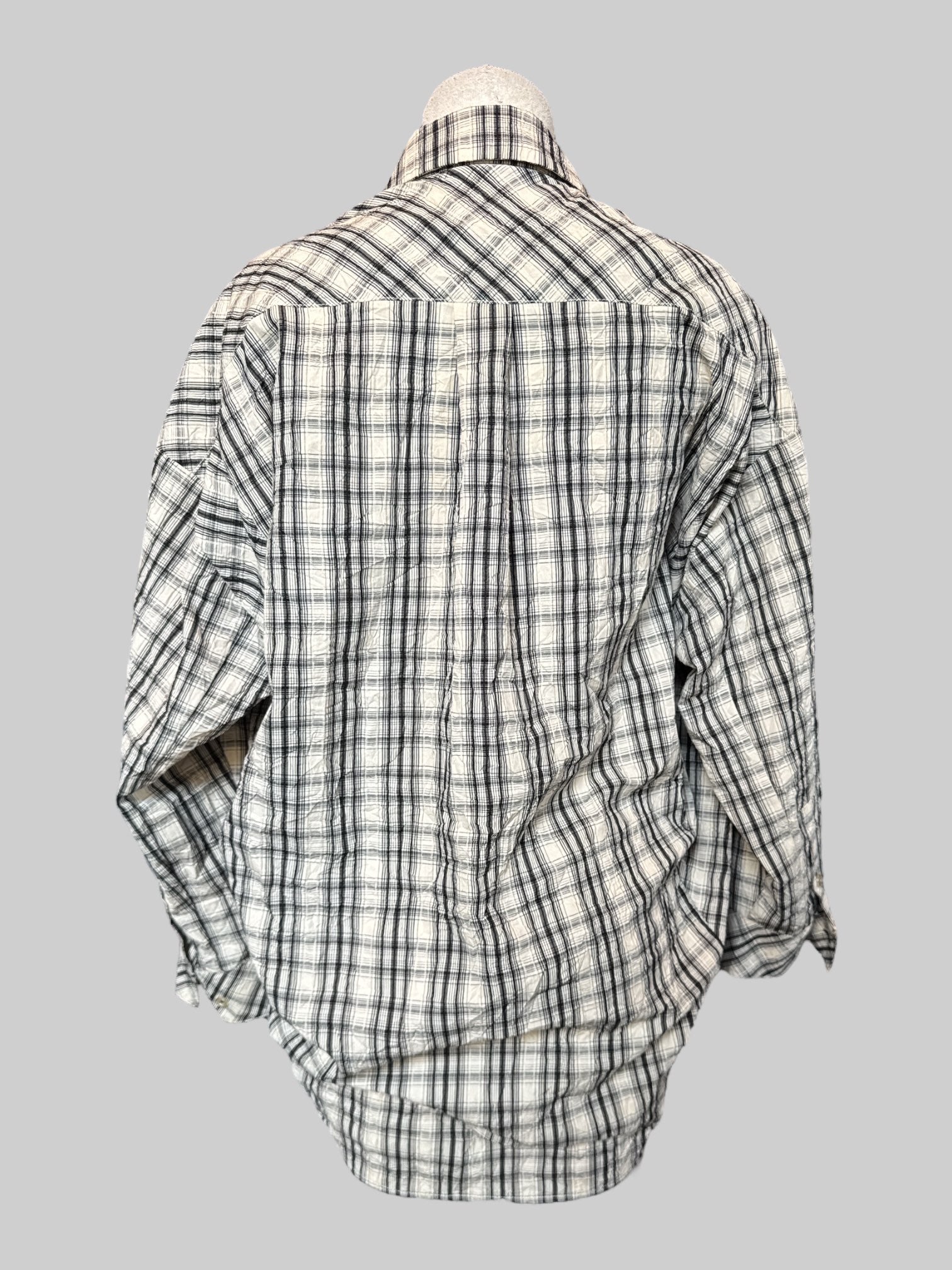 L black and white plaid button down
