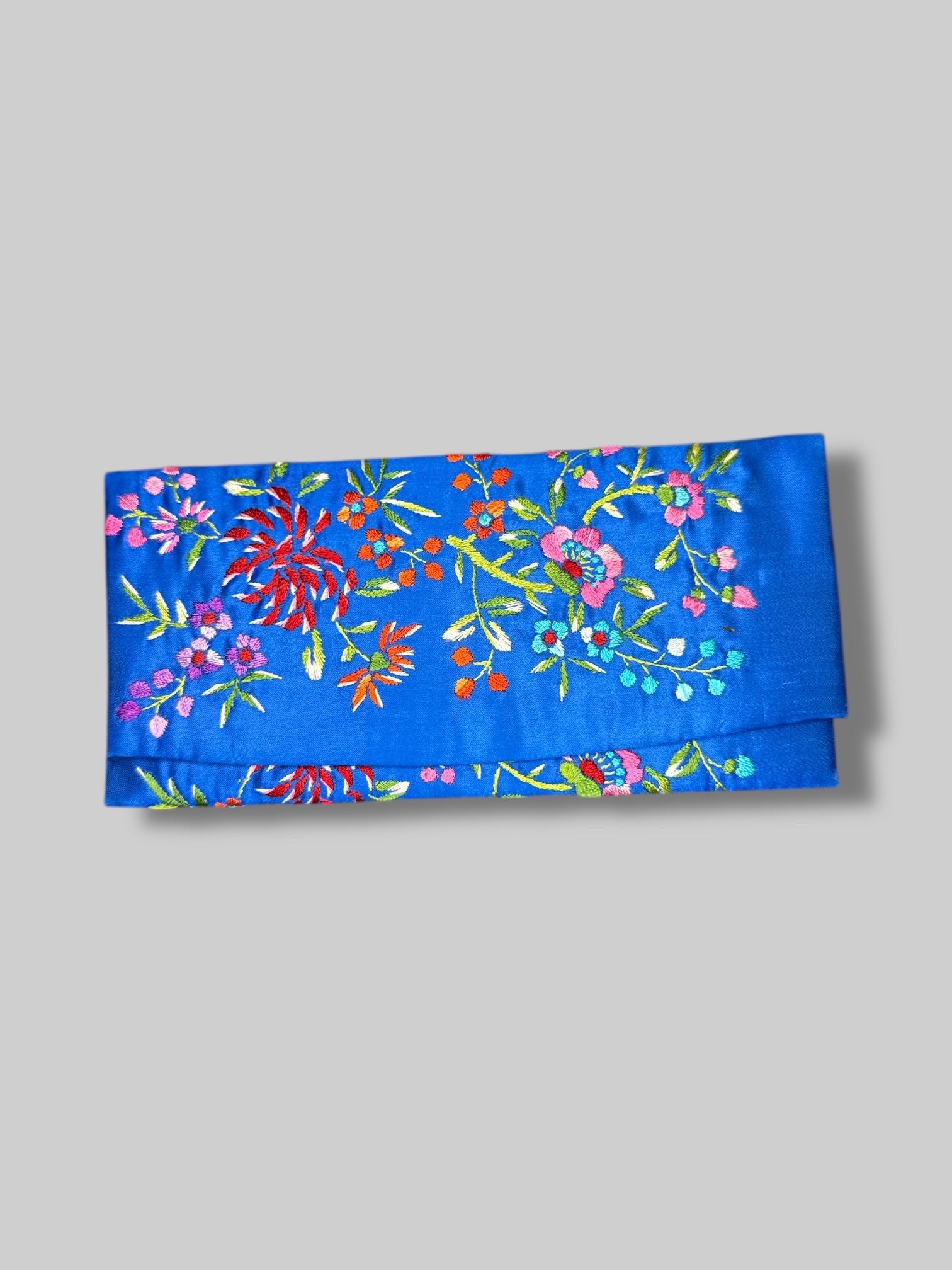 Blue vintage Chinese embroidered wallet