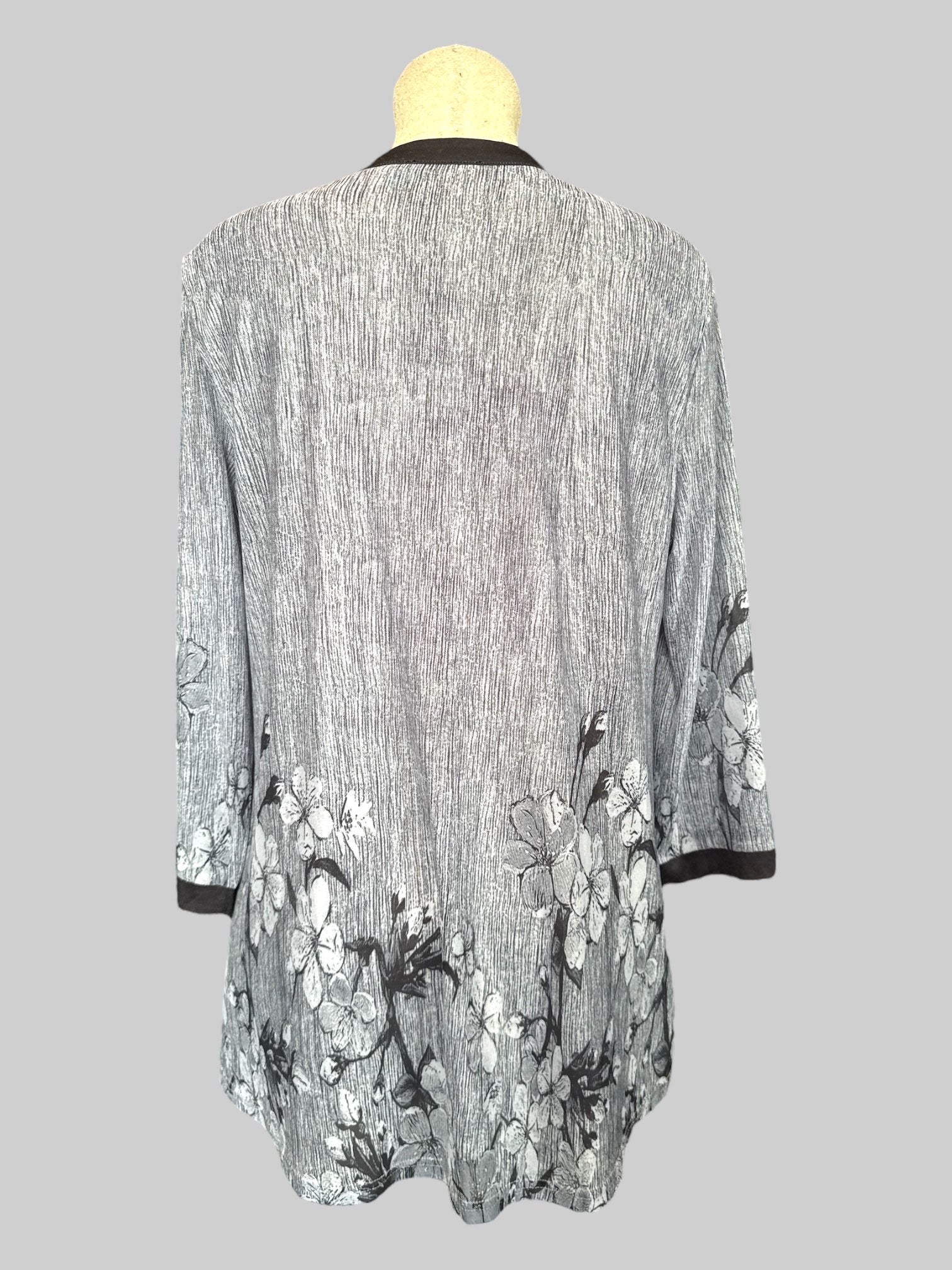 XL Lightweight blue and gray striped tunic style top with florals