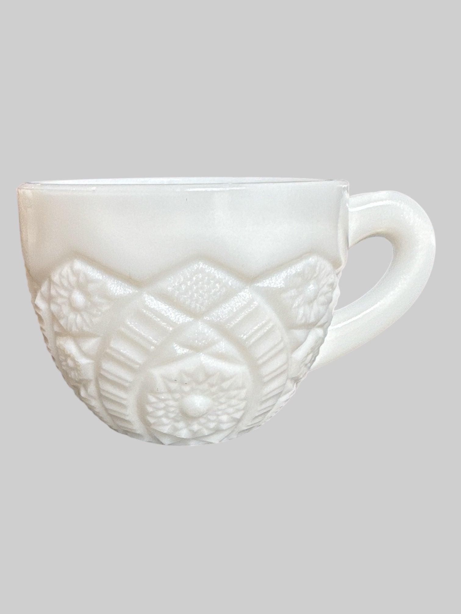 Set of 6 milk glass teacups