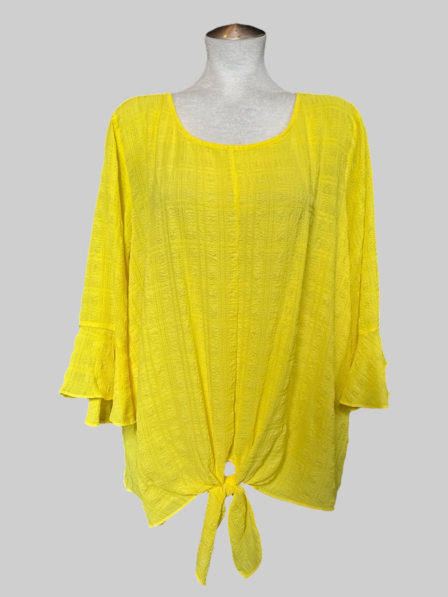 3X Flowy yellow top with bell sleeves and tie in front
