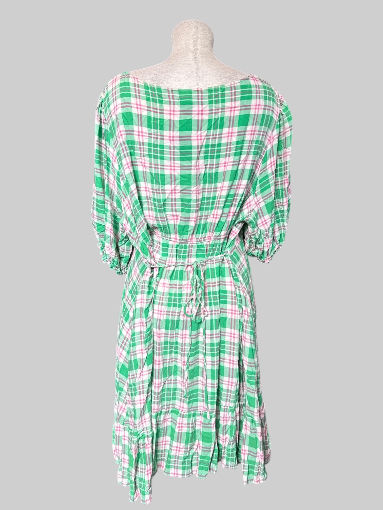 3X Flowy white, green and pink plaid dress with balloon sleeves and tie in back