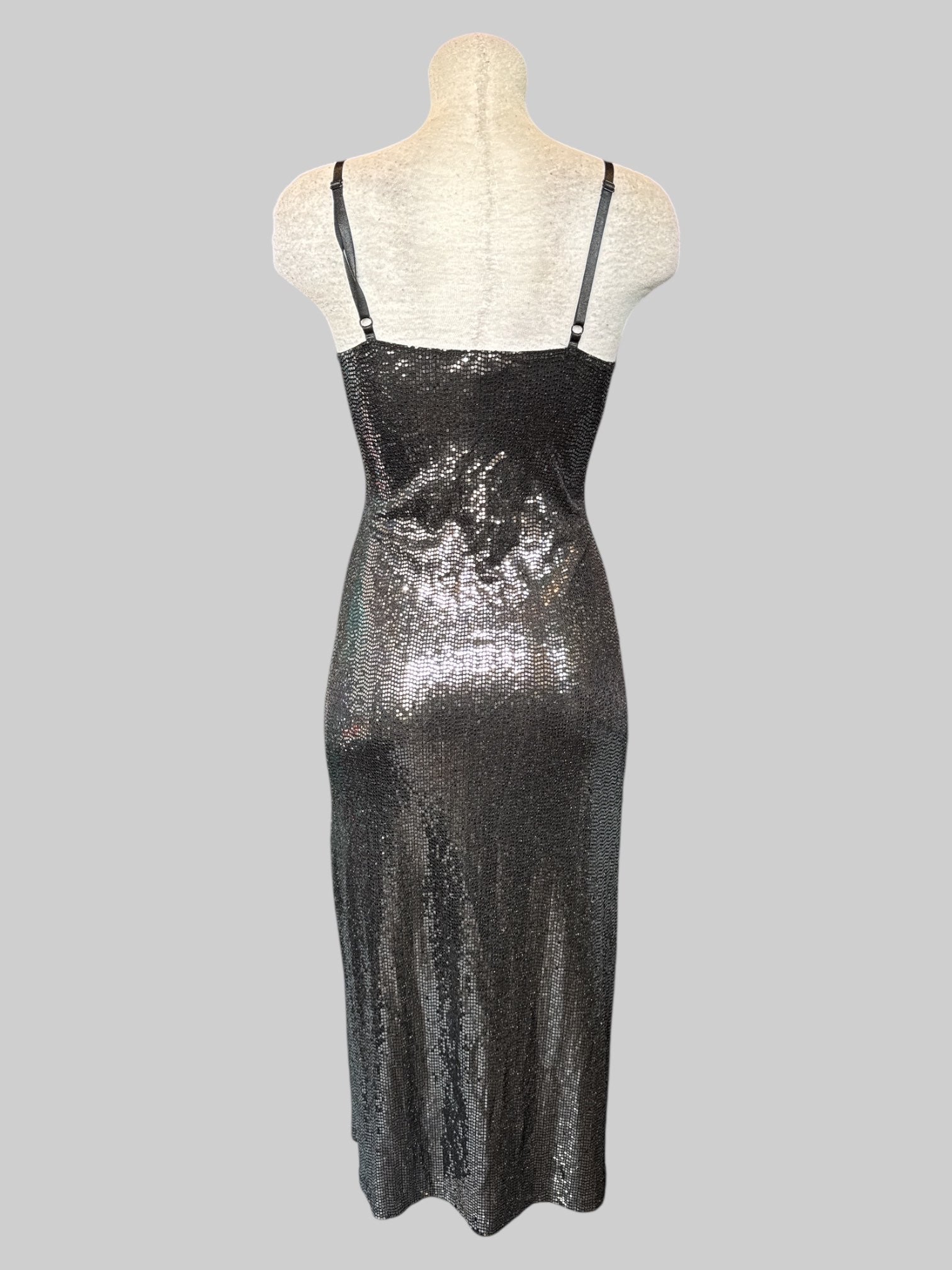 L Black body con sleeveless maxi dress with silver sequins