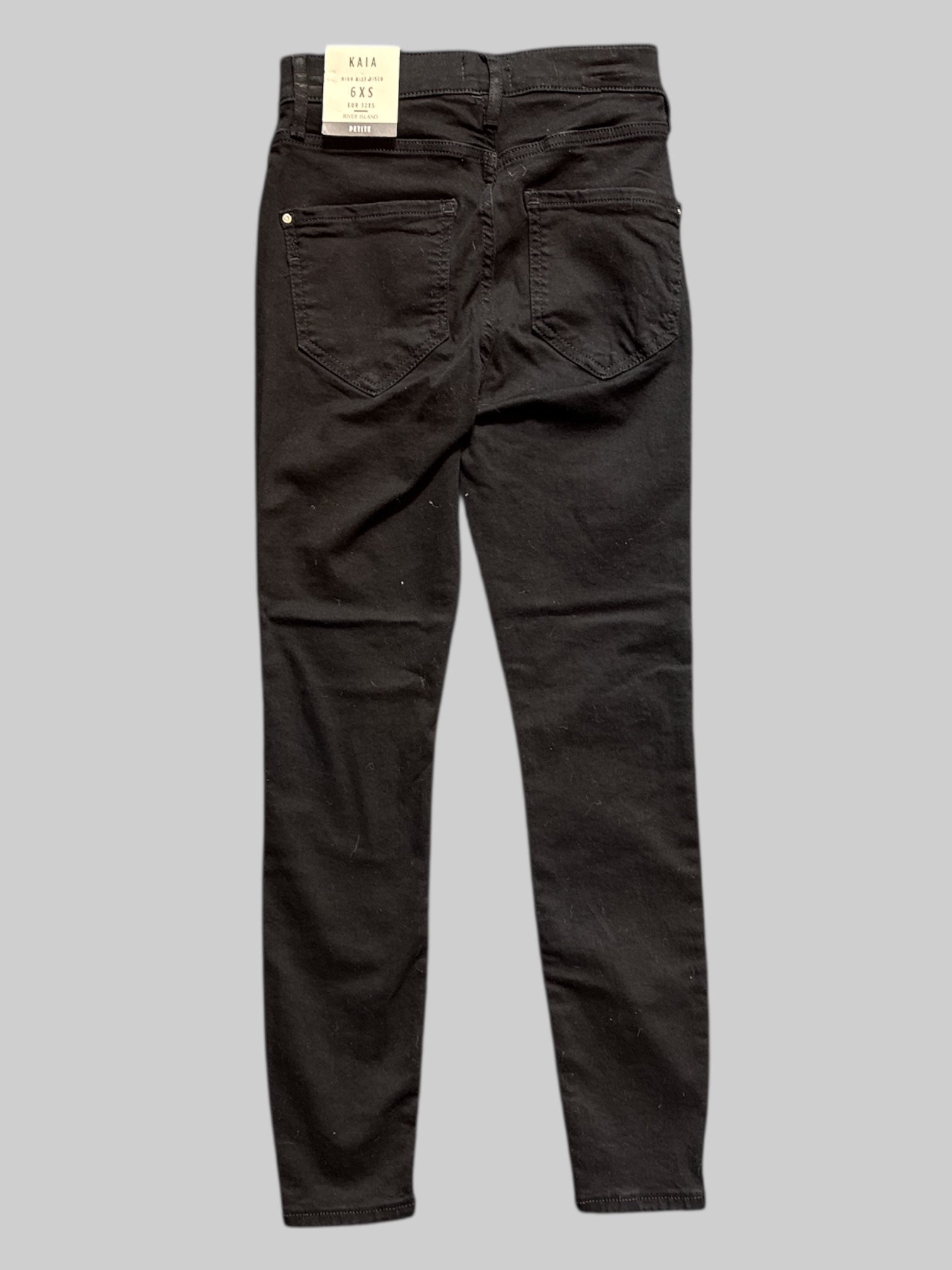 XS NWT petite (under 5’3) black high rise skinny jeans