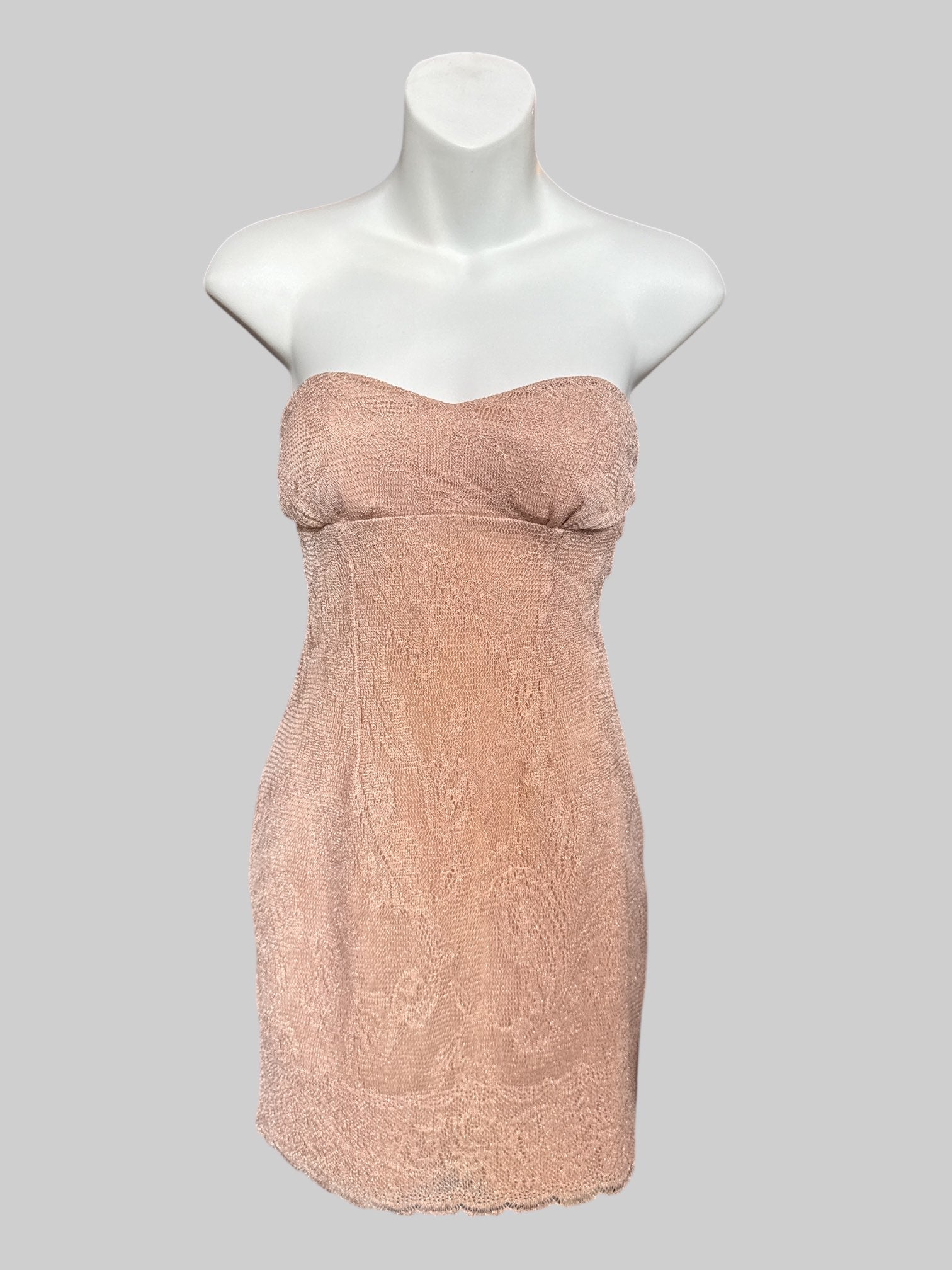 M NWT light pink strapless dress with gold tinsel and scallop trim hem