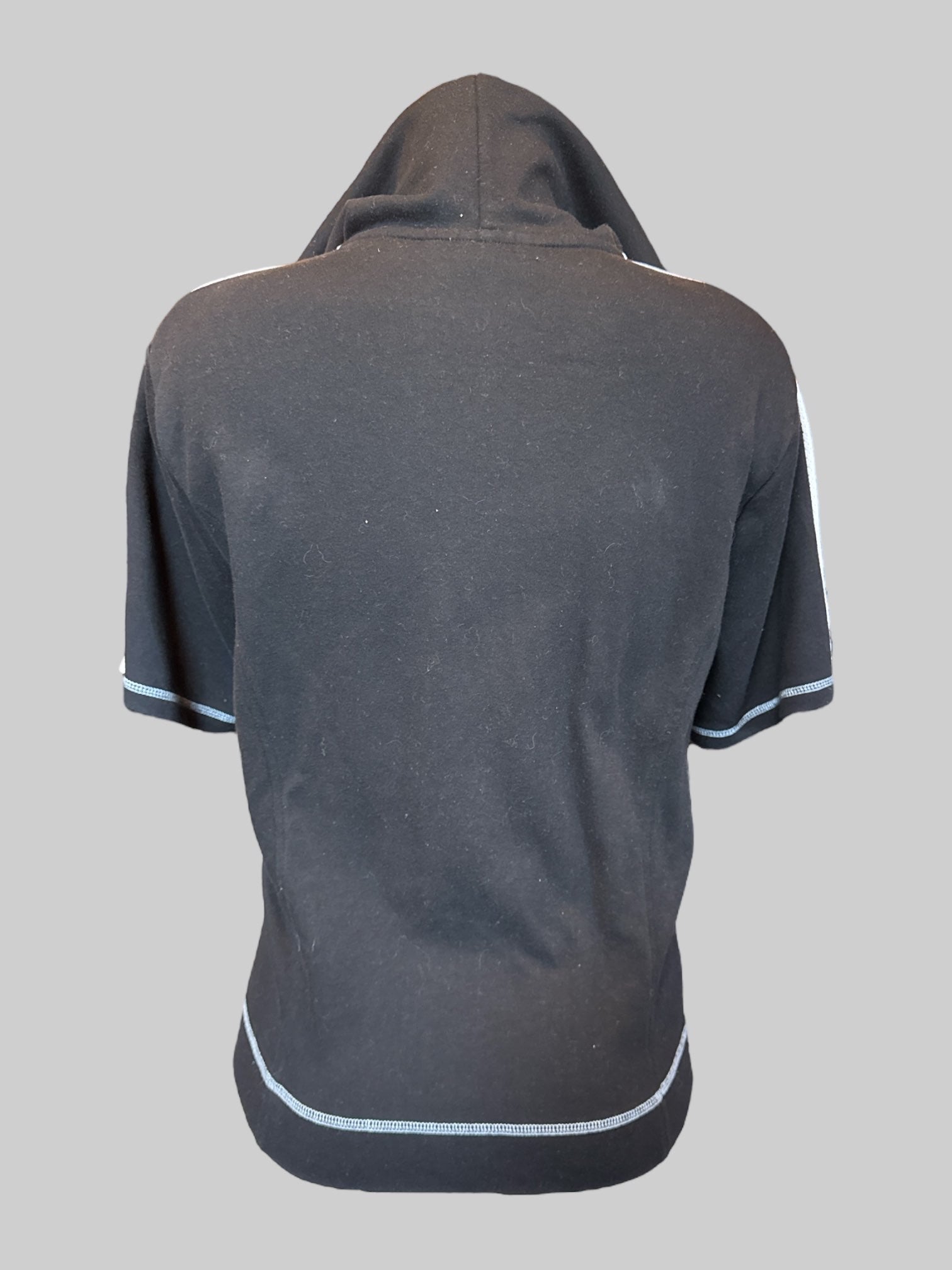 2X Black and white short sleeve zip up hoodie with zipper pockets and white mesh details