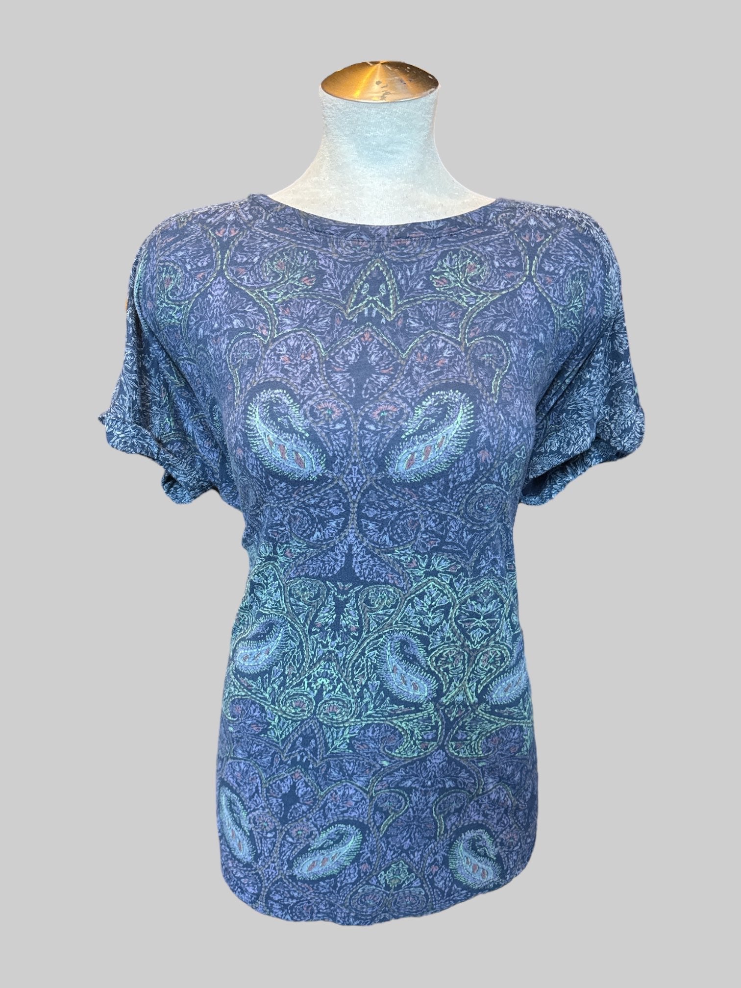 2X Navy T-shirt with multicolor paisley design