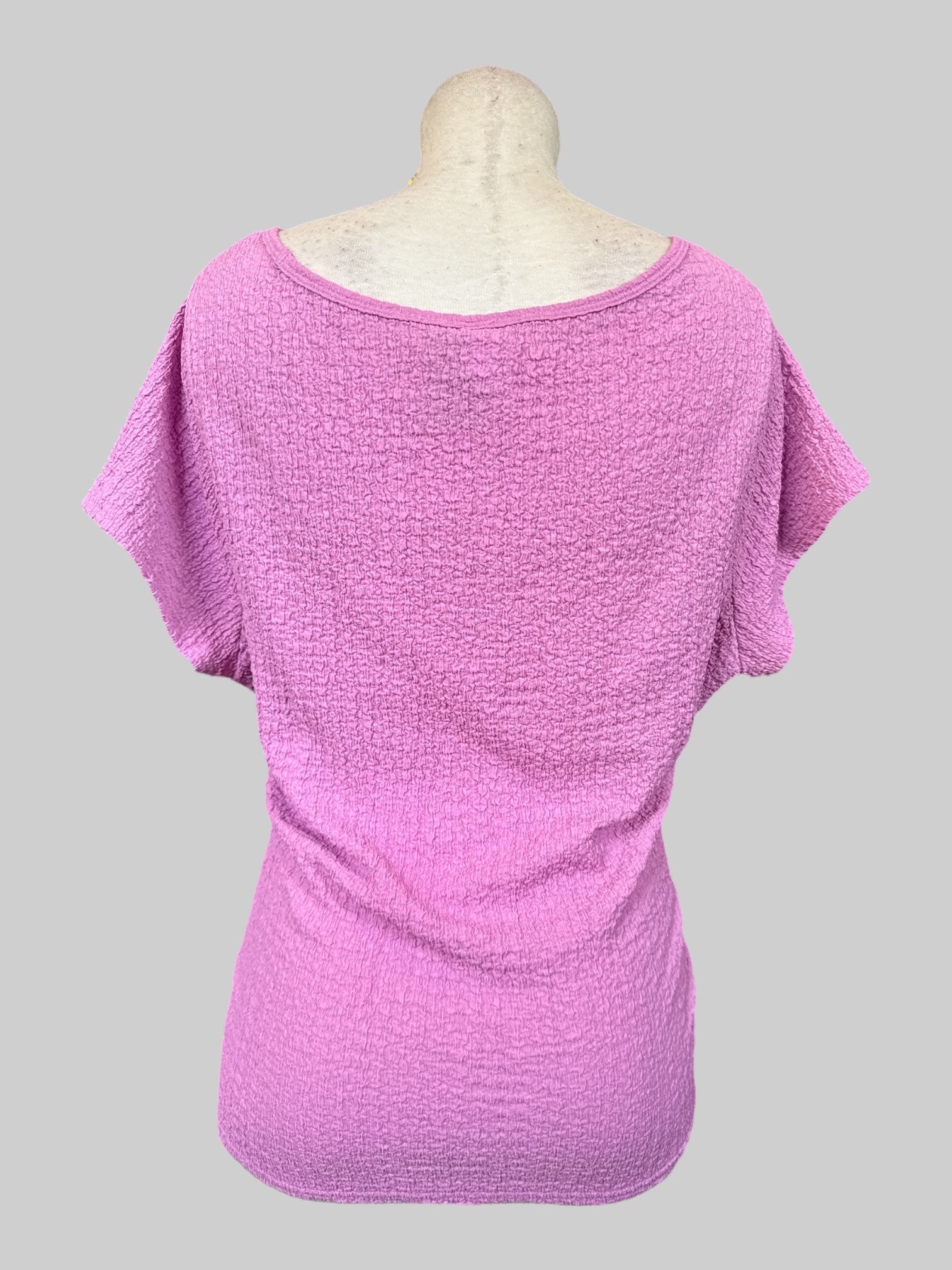 4X pinkish purple top with shirring and square neckline