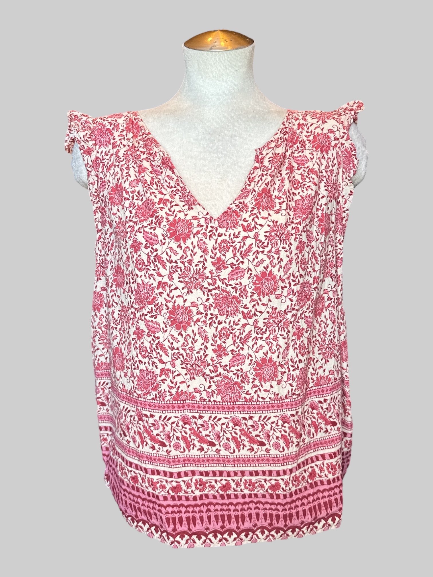 L Red and white top with ruffle sleeves and botanical pattern