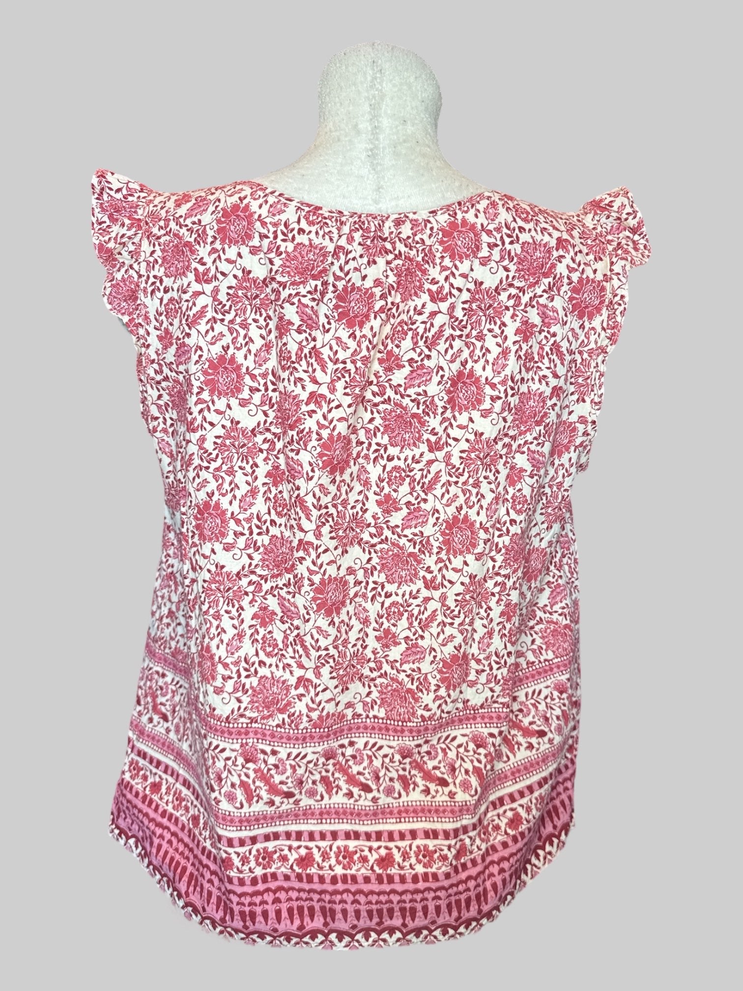 L Red and white top with ruffle sleeves and botanical pattern